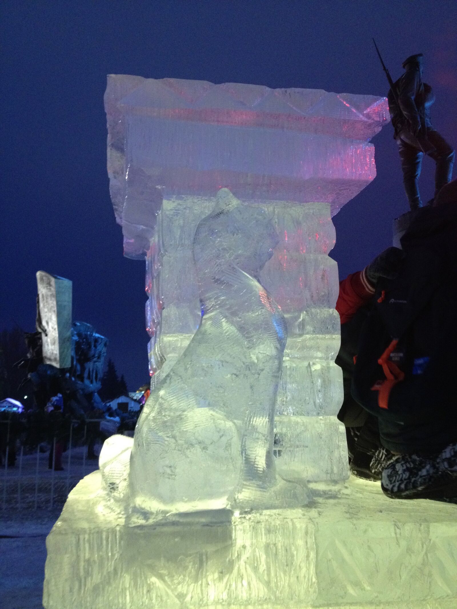 iPhone 4S back camera 4.28mm f/2.4 sample photo. Ice, sculpture, winter photography
