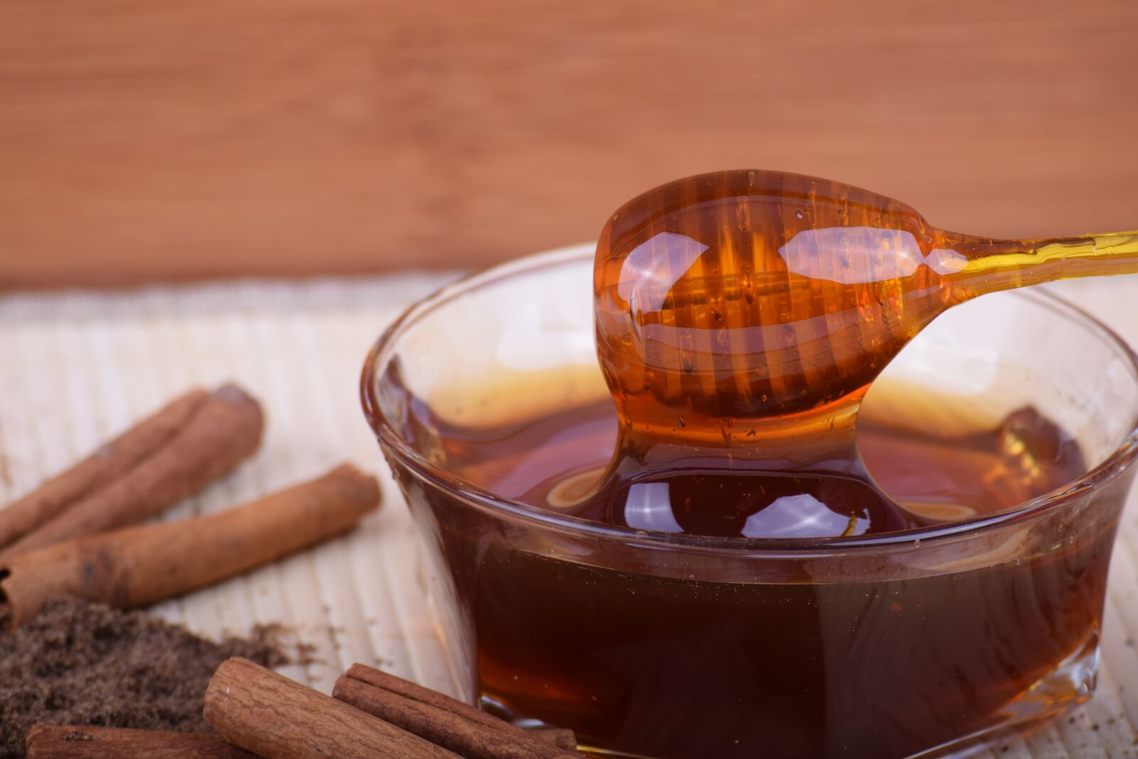 Nikon D3300 sample photo. Honey, cinnamon, bowl photography