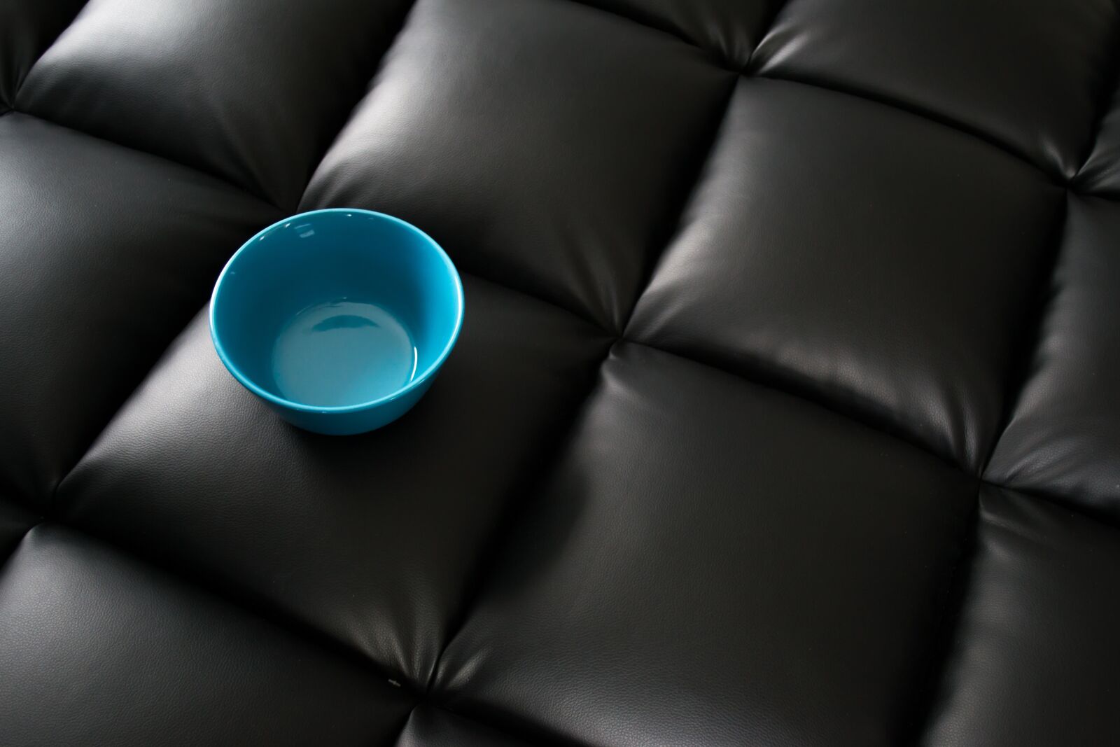 Nikon D3100 sample photo. Blue bowl, cereal bowl photography