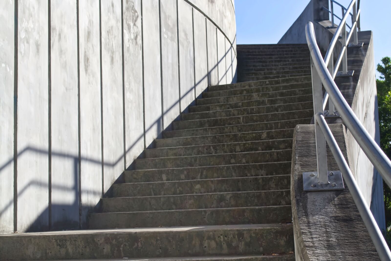 Nikon D3100 sample photo. Steps, wall, cement photography