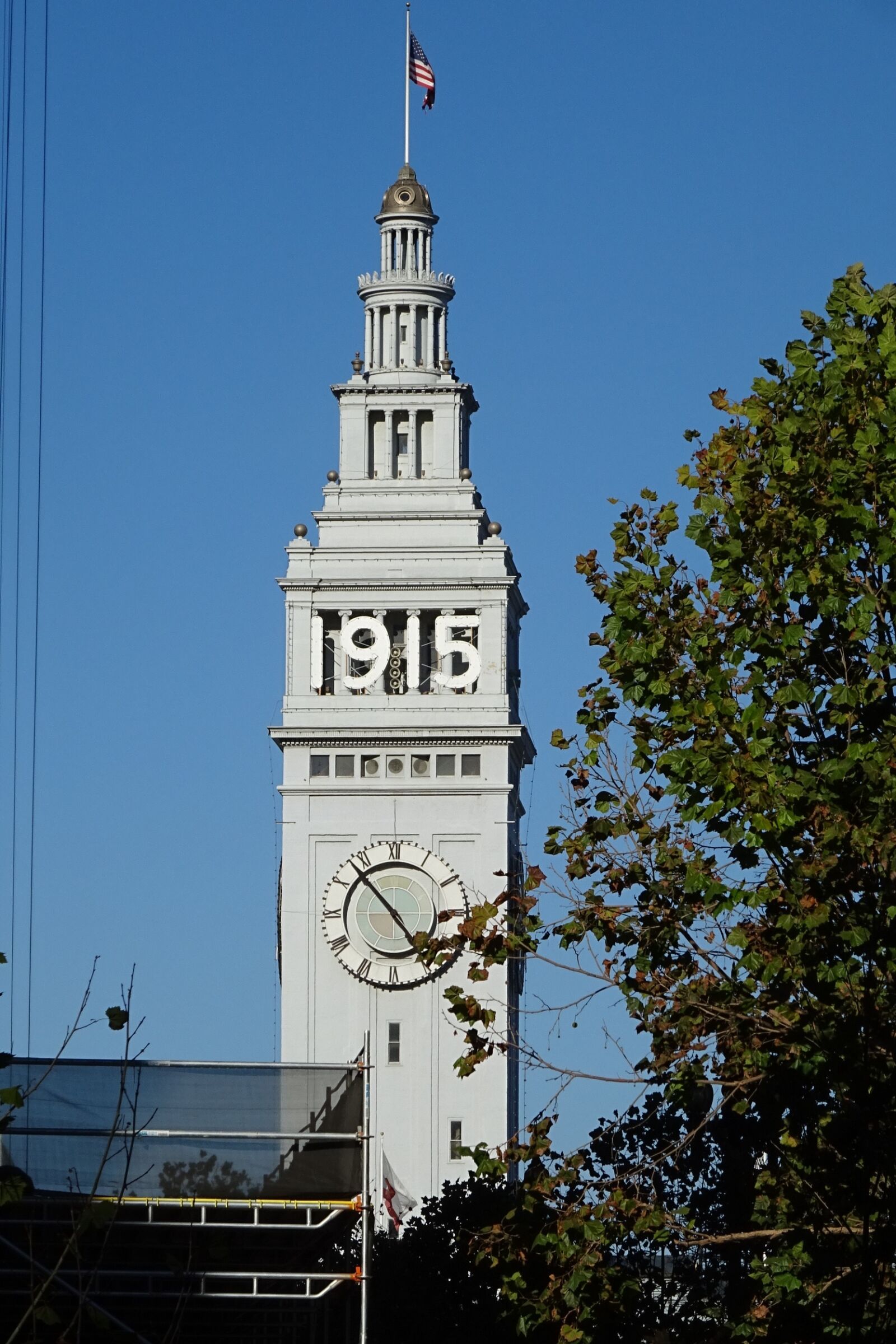Sony DSC-HX60V sample photo. Clock tower, ferry building photography