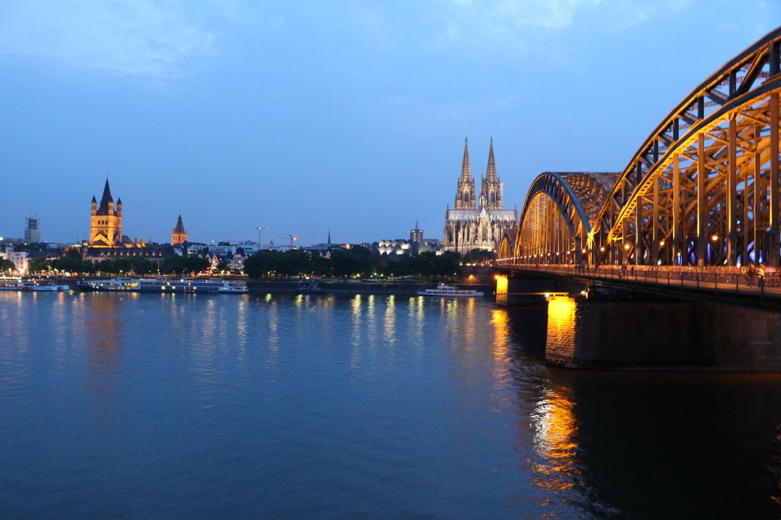 Canon EOS 100D (EOS Rebel SL1 / EOS Kiss X7) sample photo. Cologne, cologne cathedral, hohenzollern photography