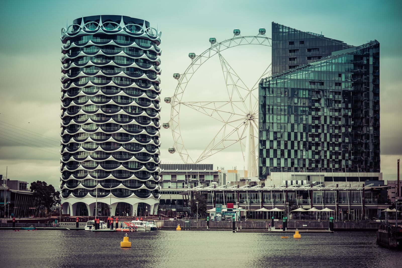 Nikon D810 sample photo. Melbourne, docklands, city photography