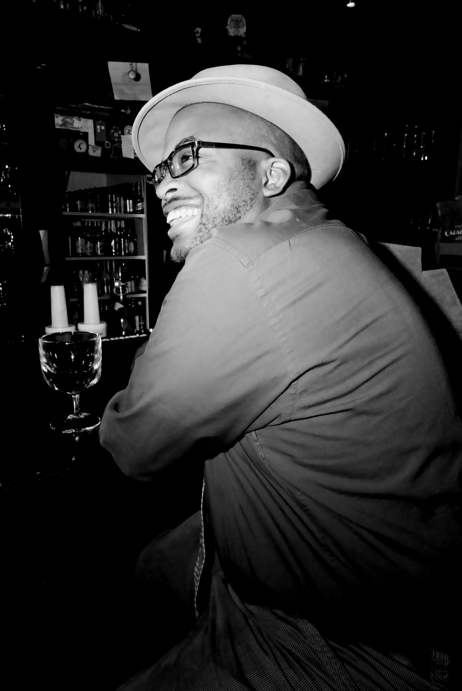 Nikon D200 sample photo. Black man, drink, alcohol photography