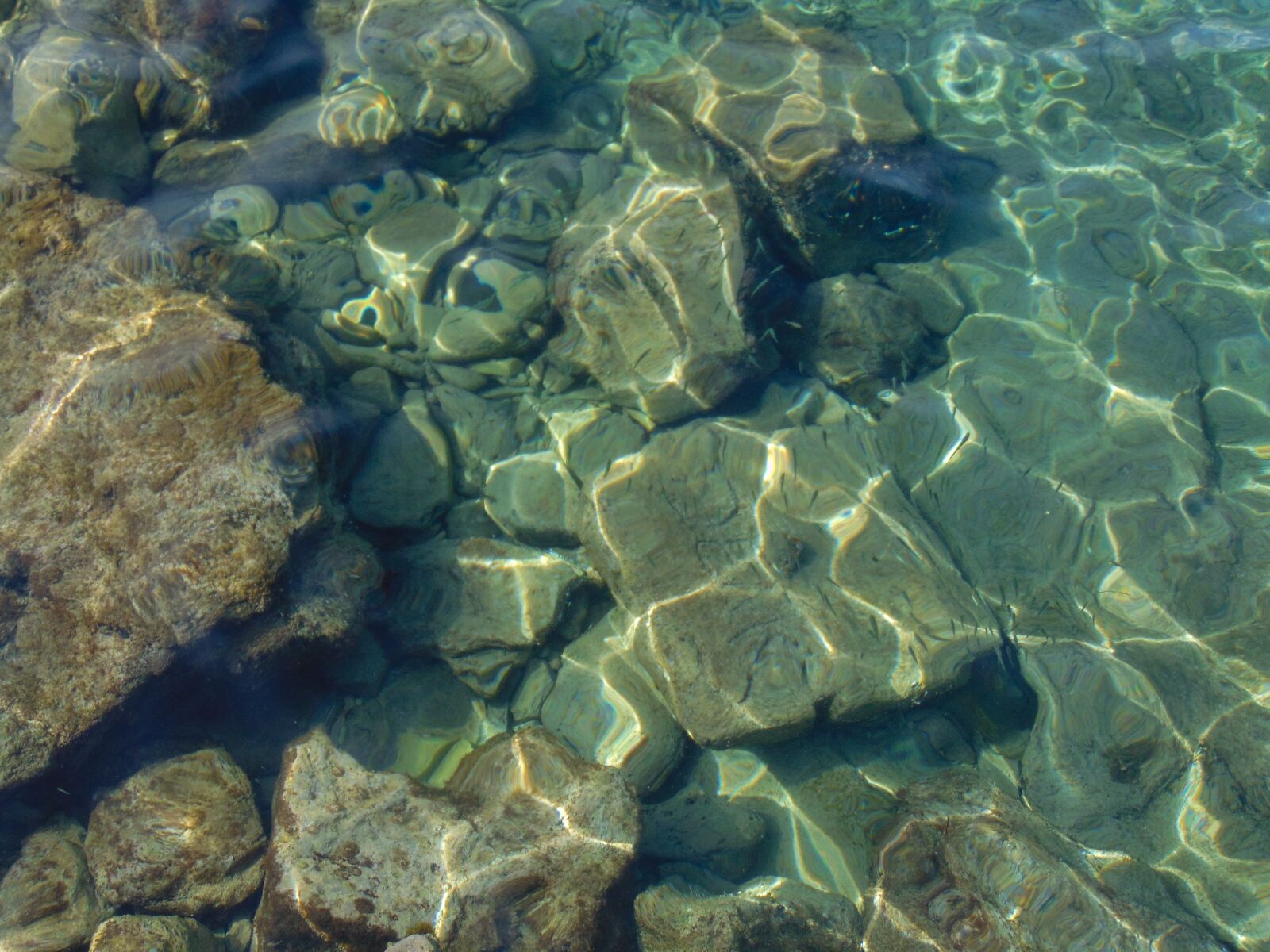 Sony Cyber-shot DSC-H300 sample photo. Sea, stone, rock photography