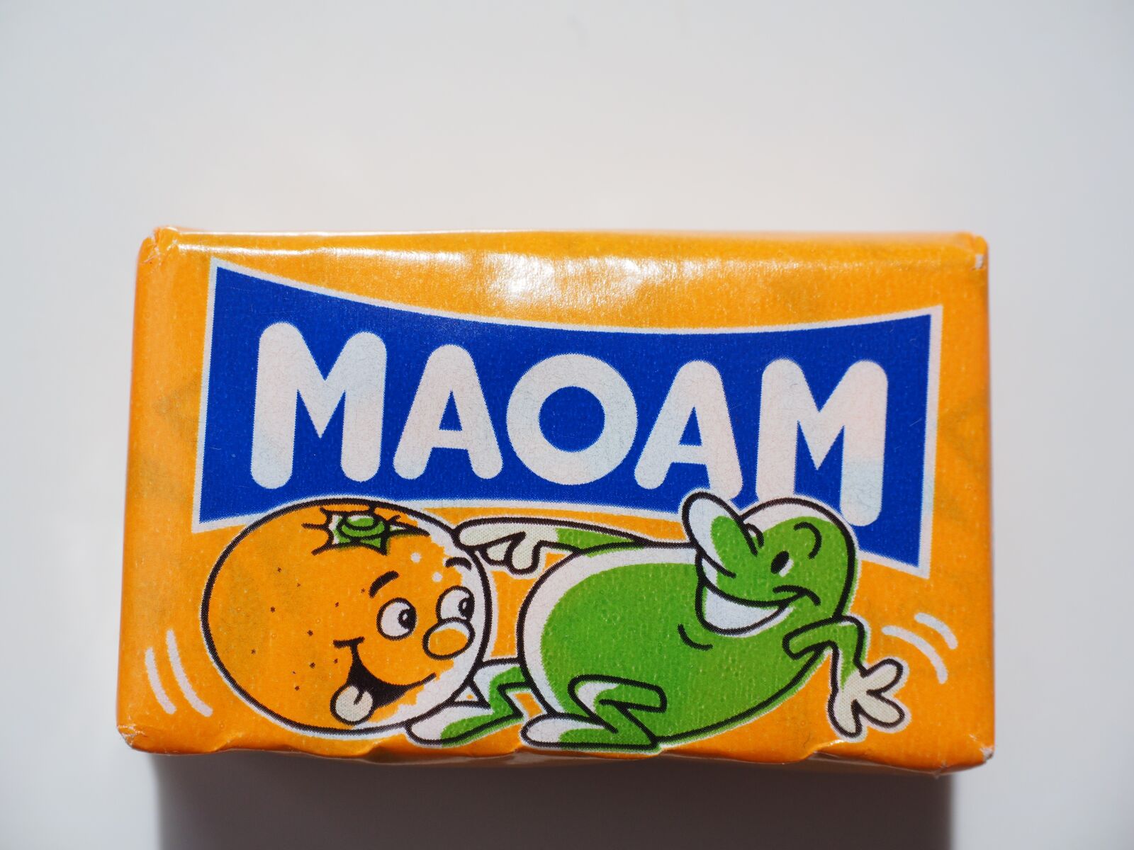 Olympus OM-D E-M1 + Olympus M.Zuiko Digital ED 12-40mm F2.8 Pro sample photo. Maoam, chewy candy, sweetness photography