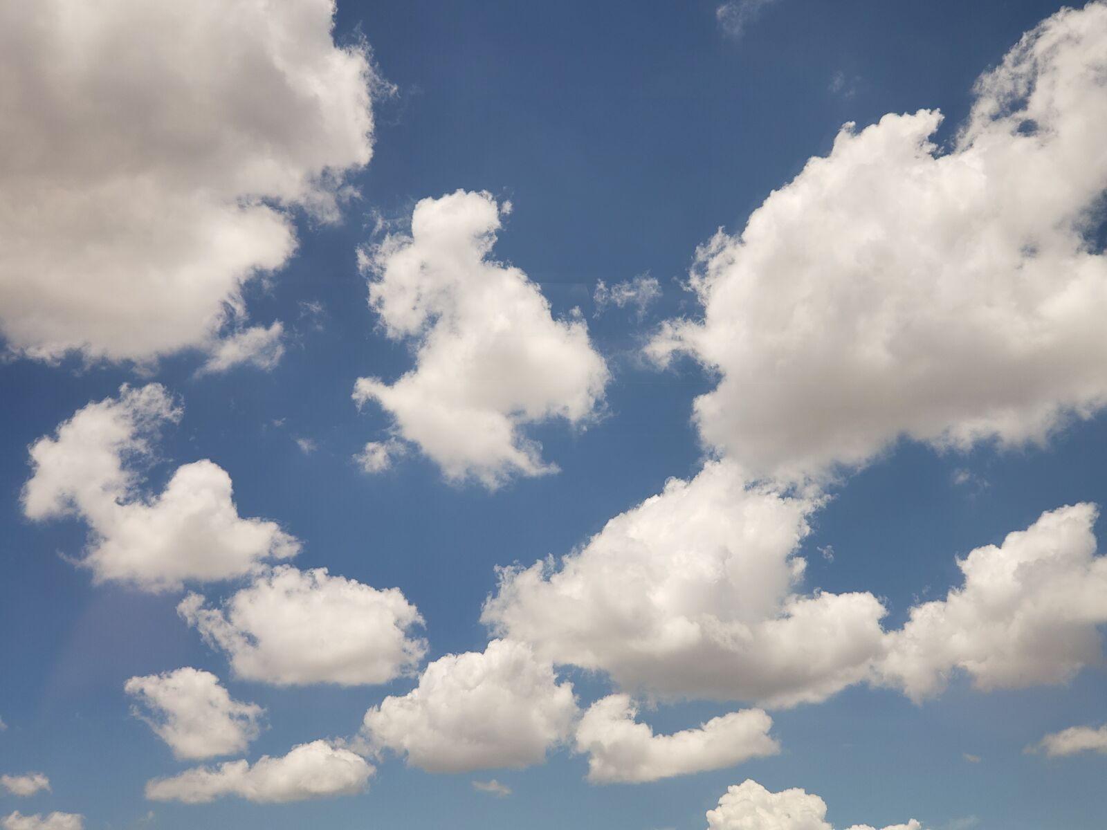 Samsung Galaxy S9+ sample photo. Sky, cloud clouds, blue photography