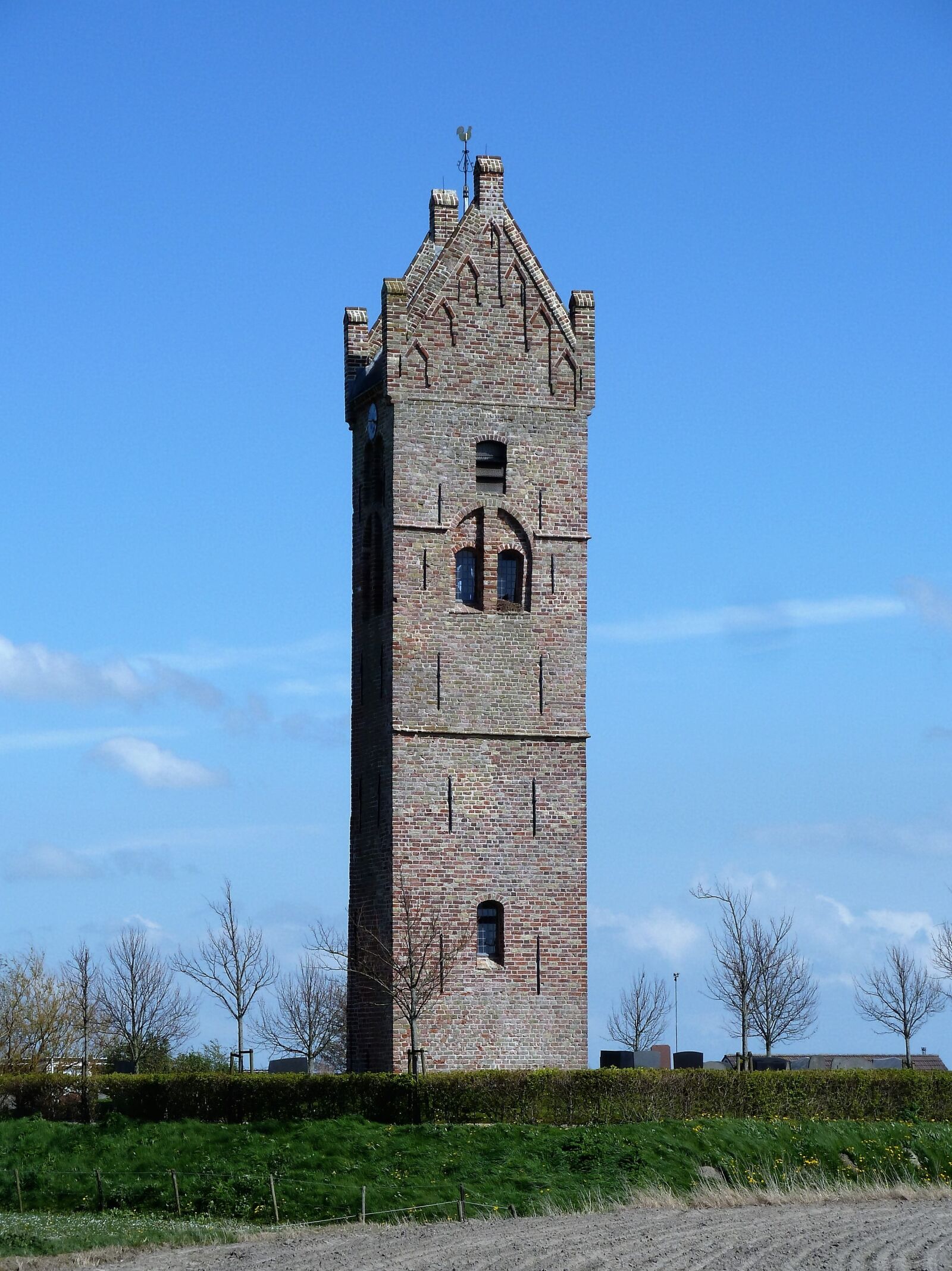 Panasonic Lumix DMC-ZS5 (Lumix DMC-TZ8) sample photo. Tower, church, architecture photography