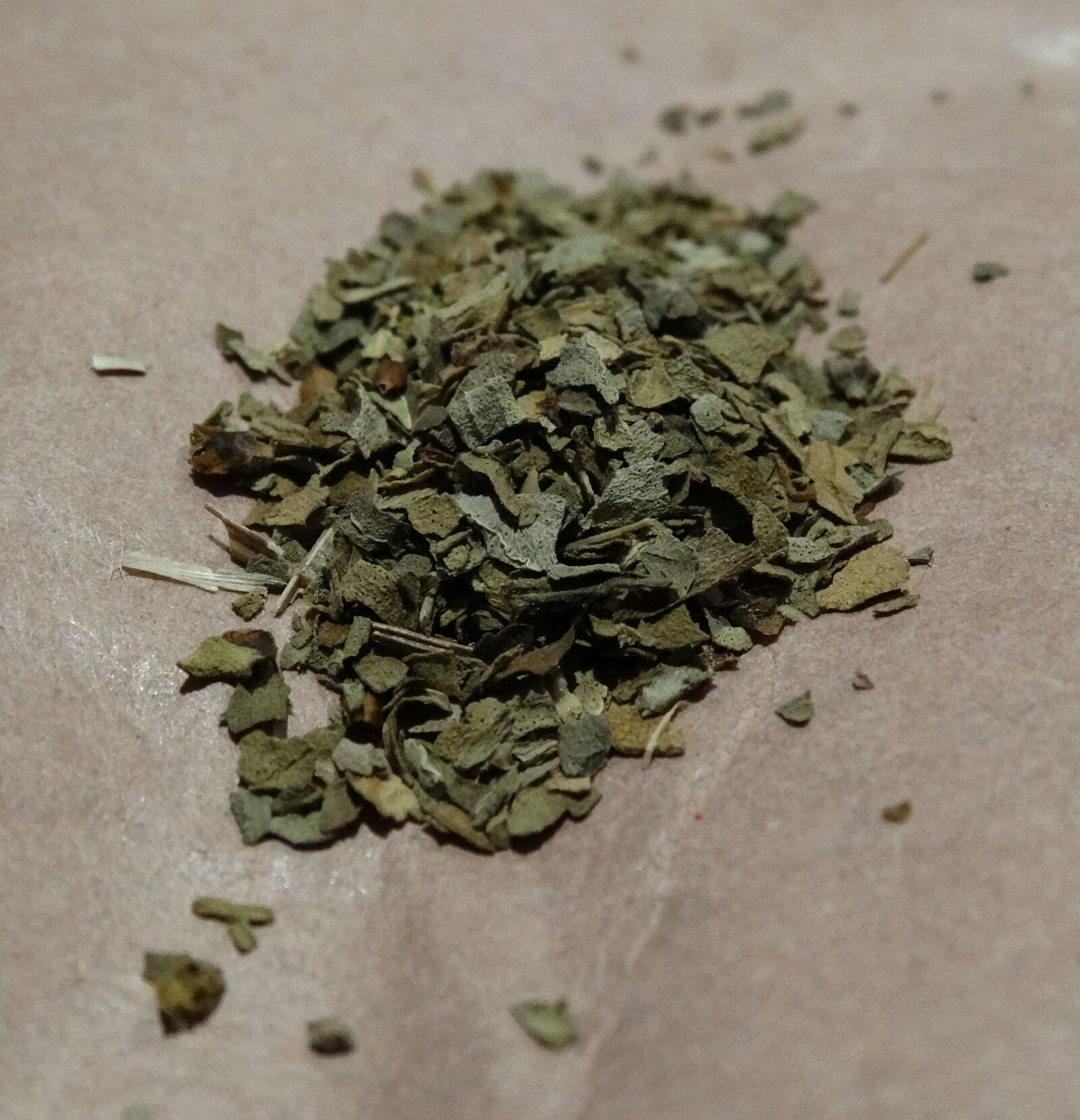 Sony Cyber-shot DSC-HX300 sample photo. Basil, herb, green photography