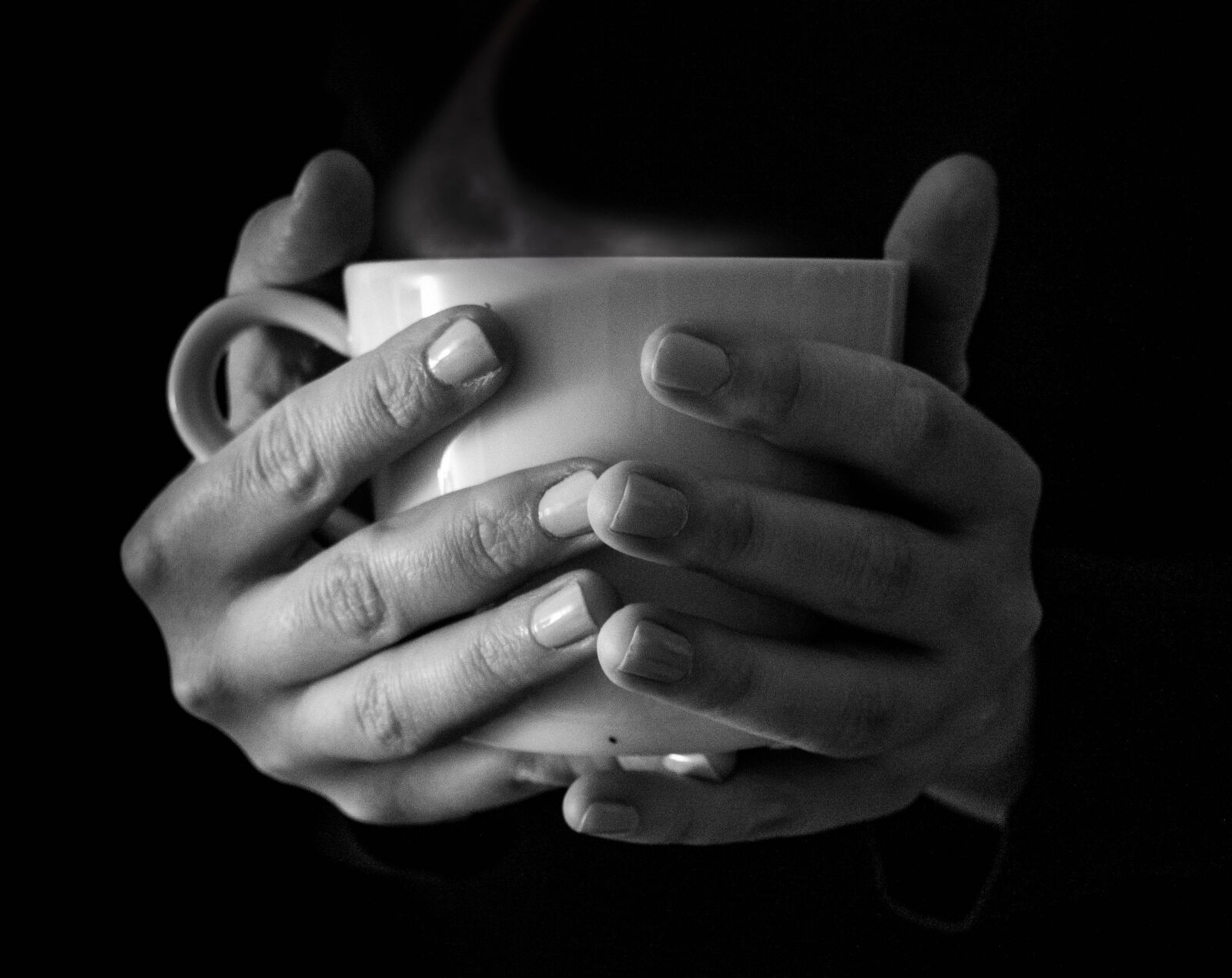 Olympus PEN E-PL5 sample photo. Hands, cup, hot photography