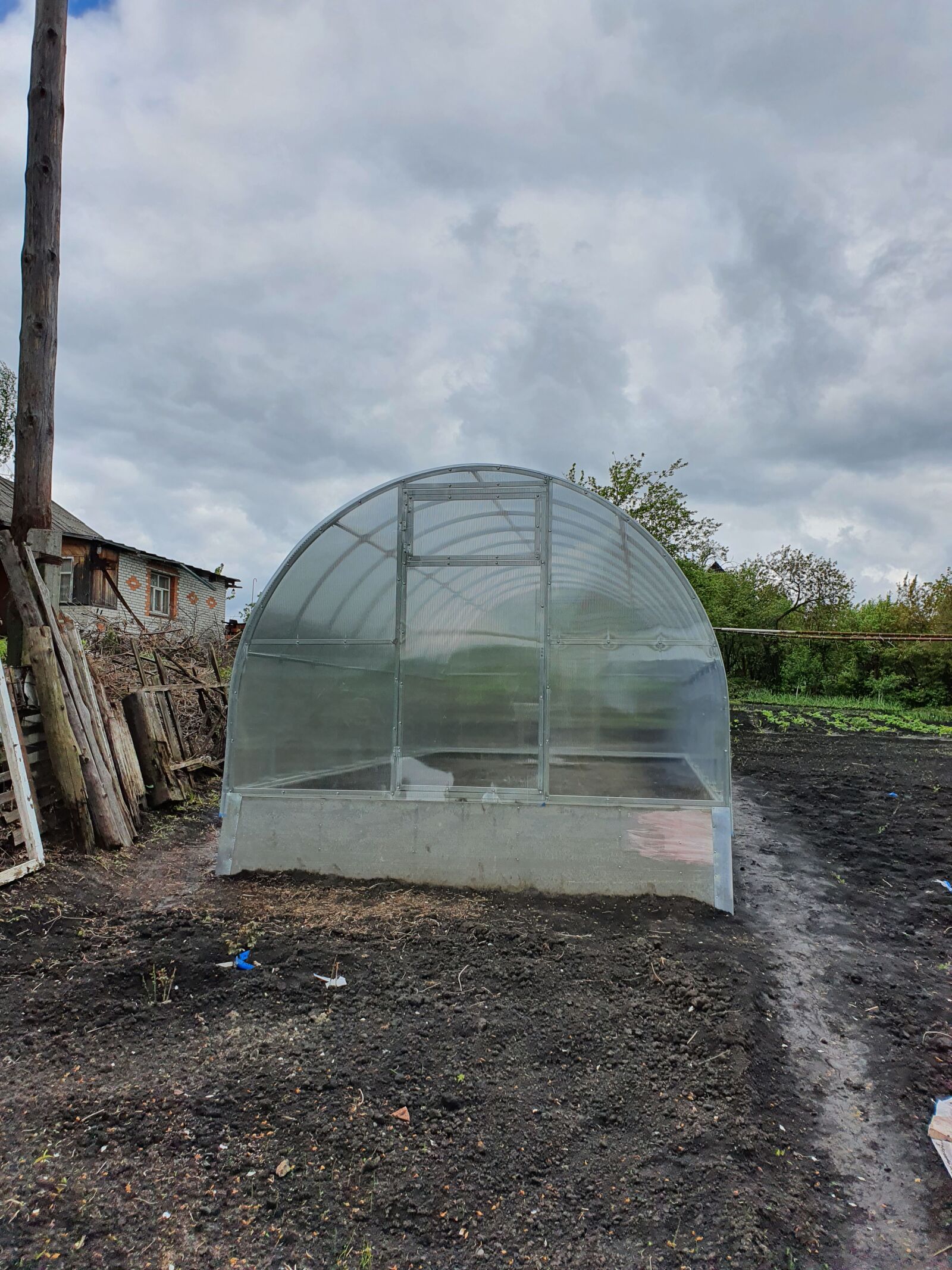 Samsung Galaxy S10 sample photo. Greenhouse, vegetable garden, plants photography