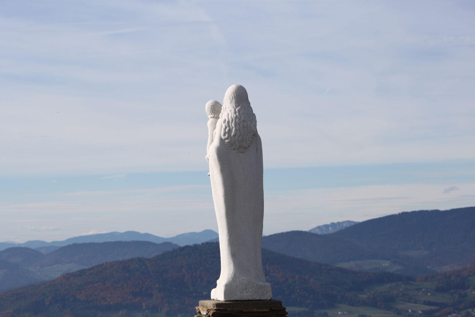 Canon EOS 500D (EOS Rebel T1i / EOS Kiss X3) sample photo. Madonna, kulm, mountain photography