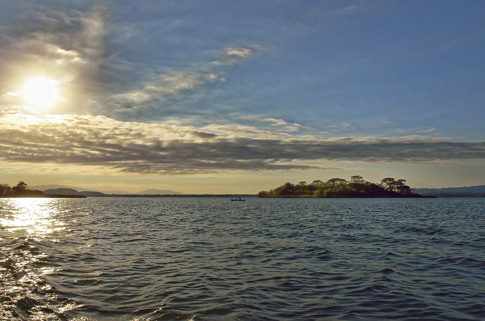 Nikon D7000 sample photo. Central america, guatemala, rio photography