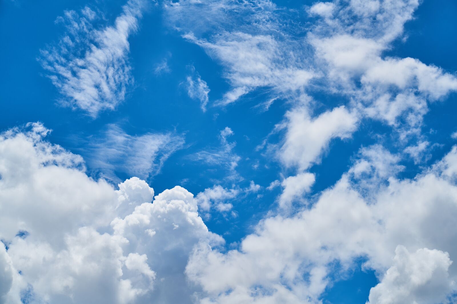 Sony a7R II sample photo. Cloud, blue, landscape photography