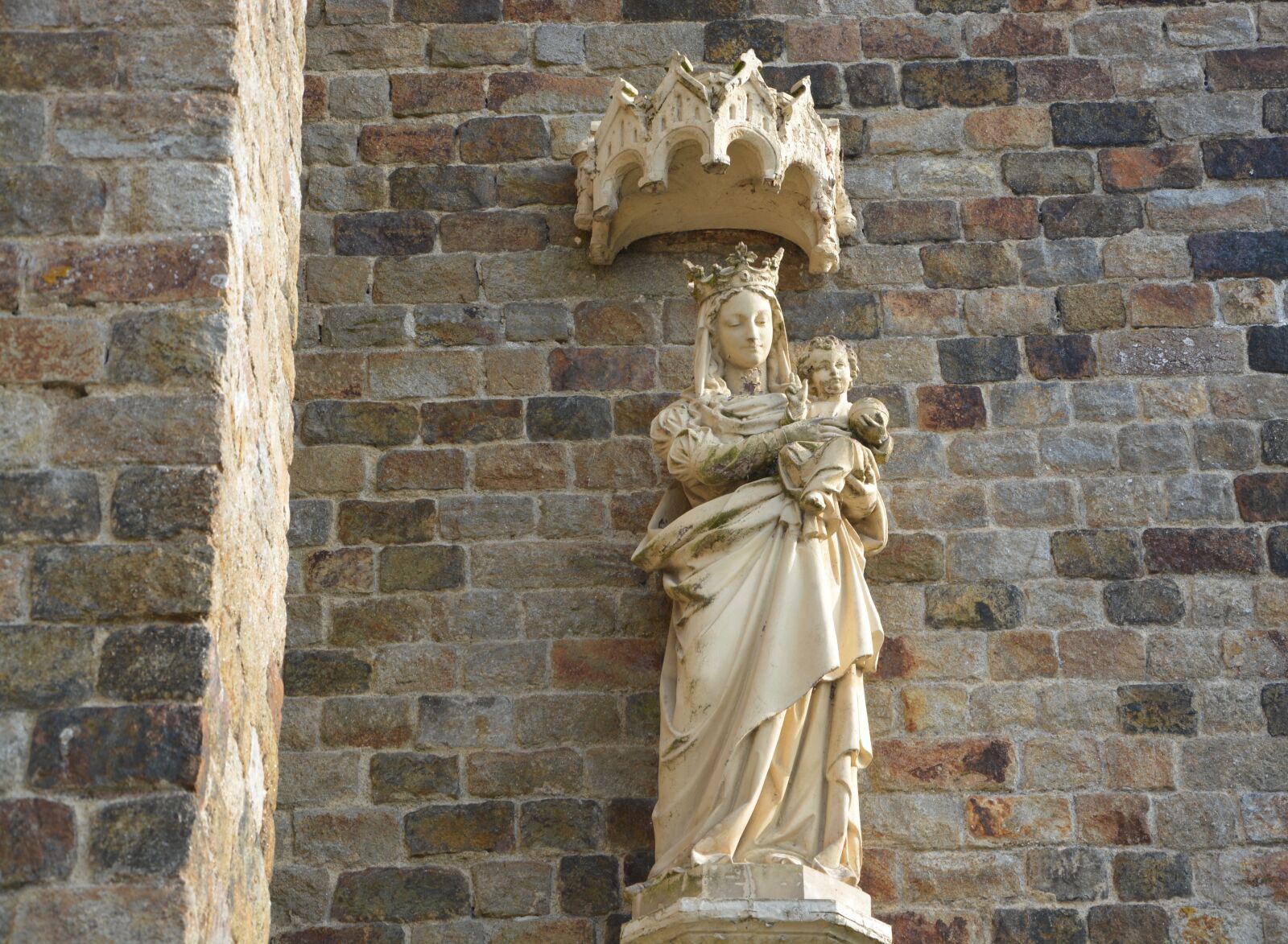 Nikon D5200 sample photo. Statue, holy virgin, mary photography