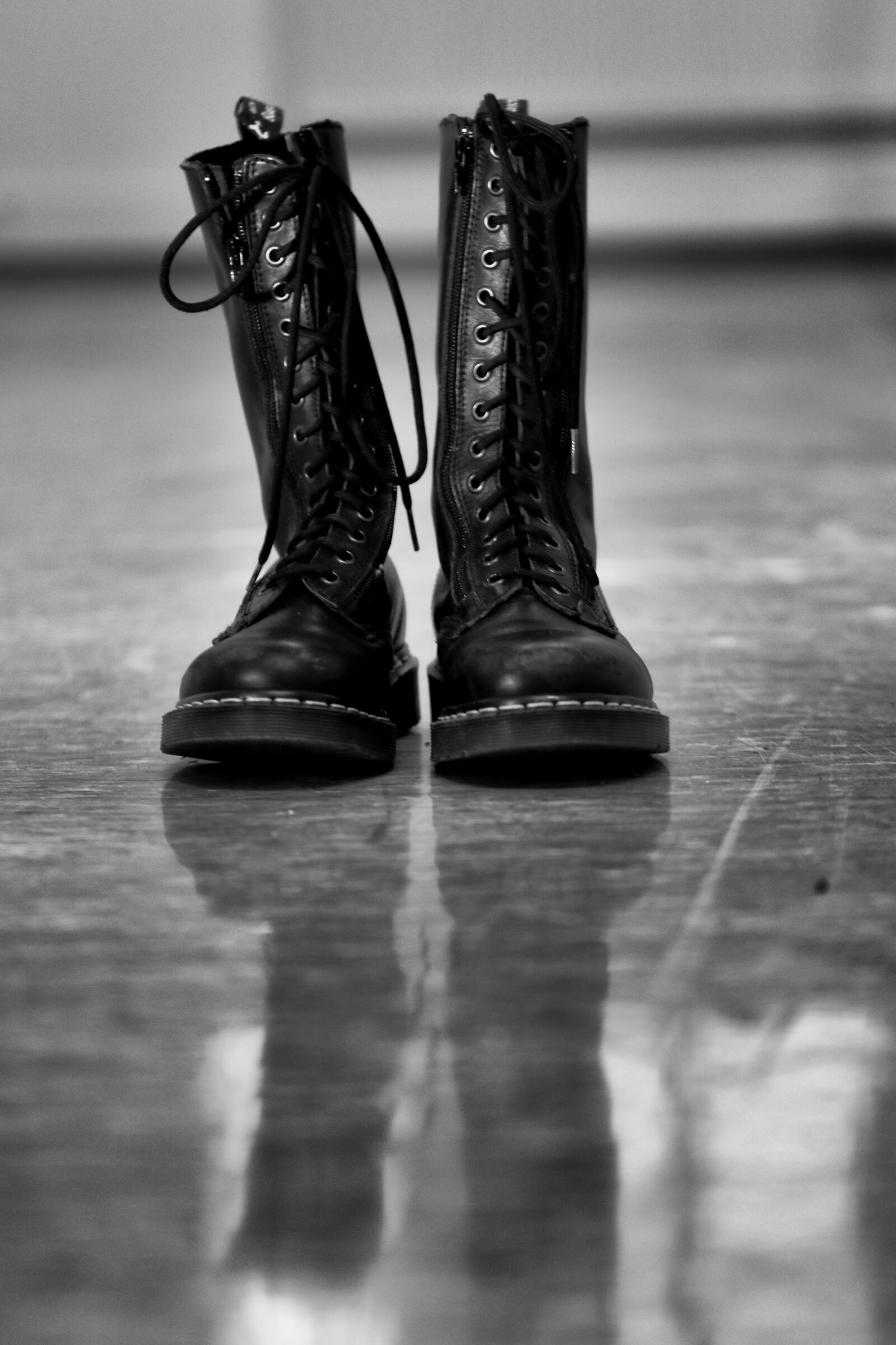 Canon EOS 7D Mark II sample photo. Boots, shoes, black photography