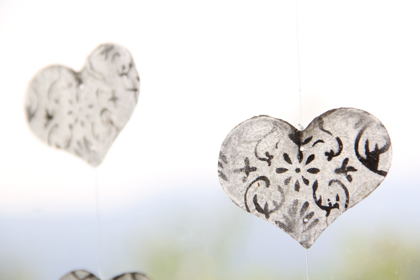 Canon EOS 60D sample photo. Heart, decoration, window photography
