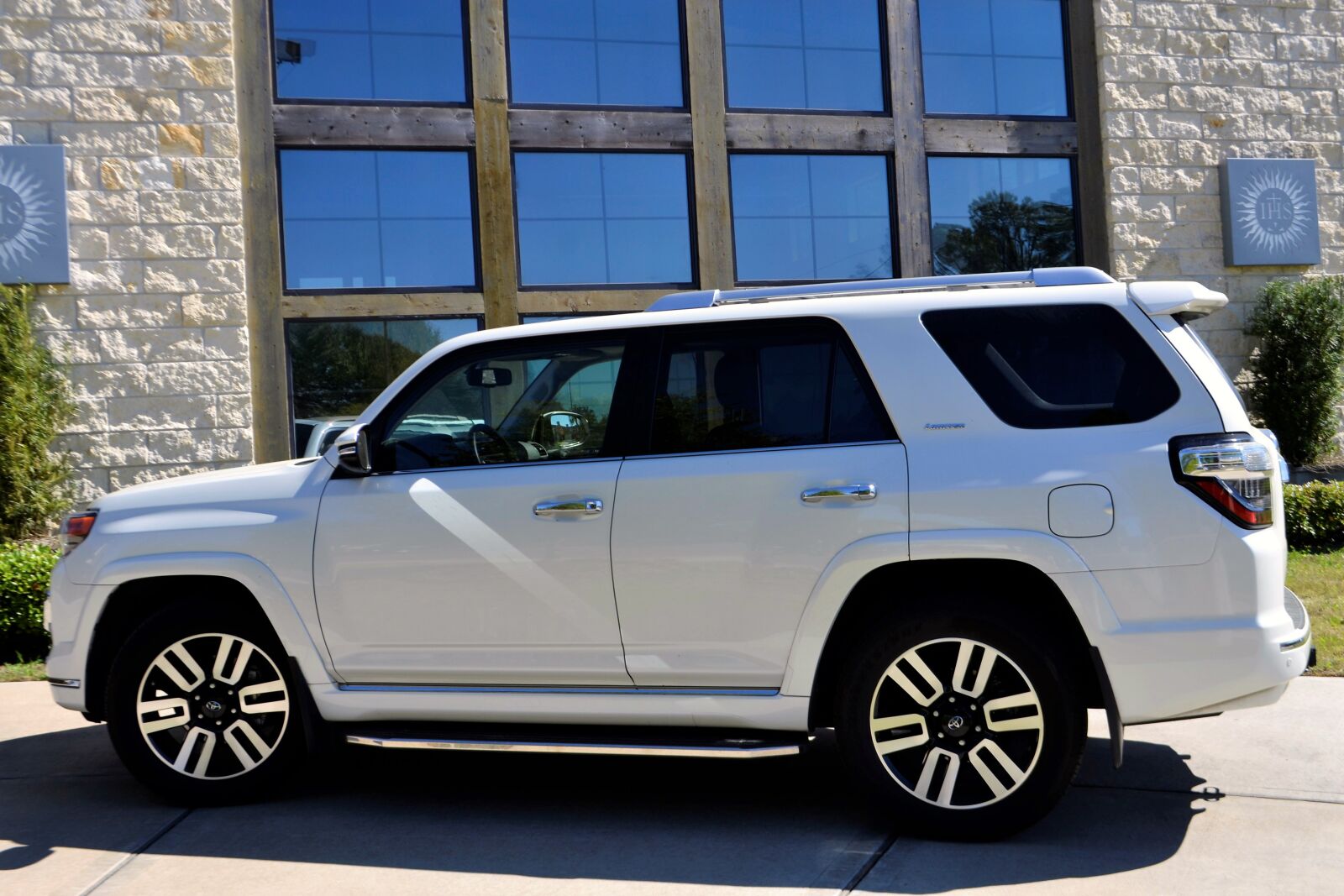 Nikon D3100 sample photo. Toyota, 4 runner, japanese photography