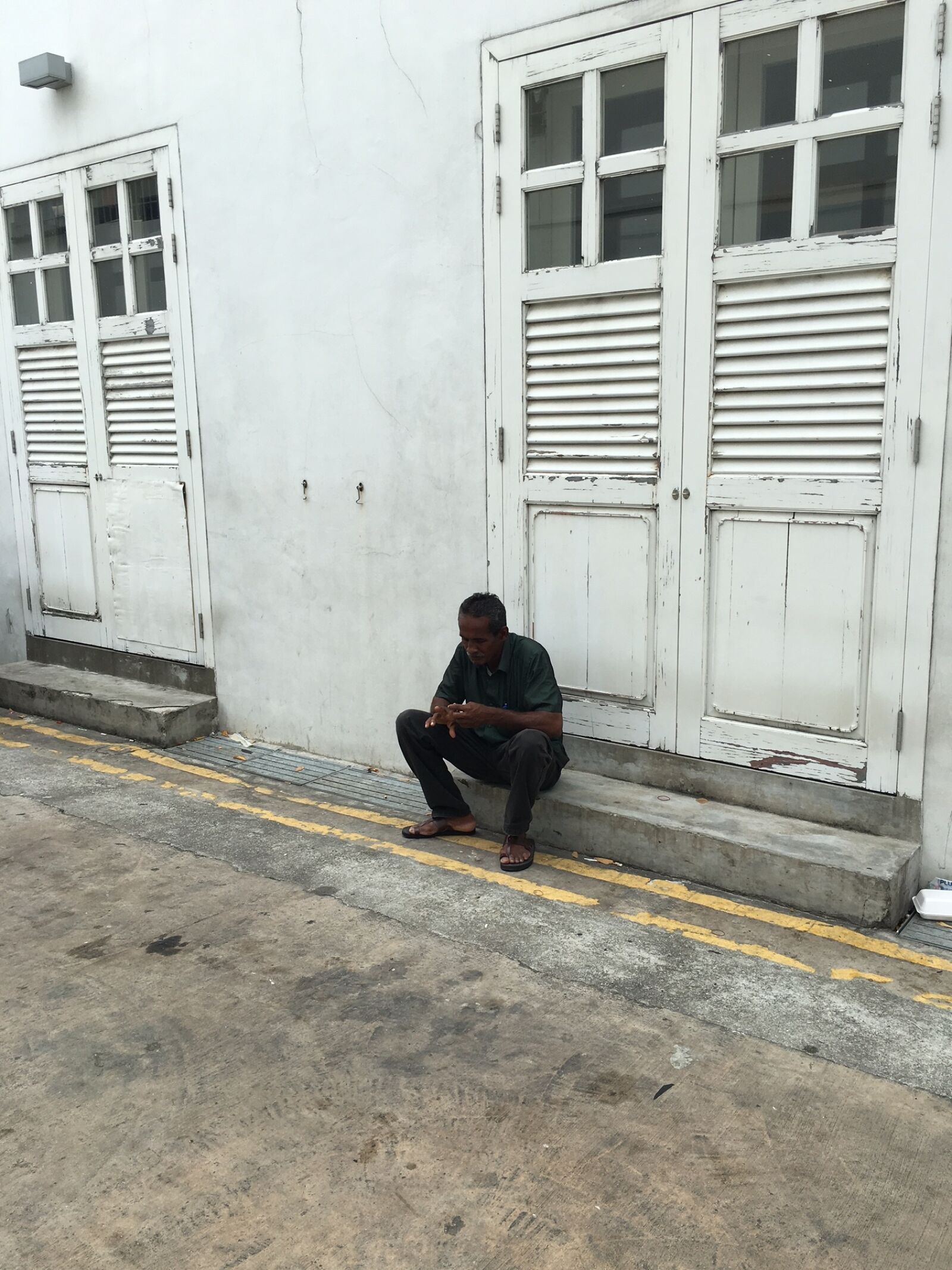 Apple iPhone 6s sample photo. Asian, lonely photography