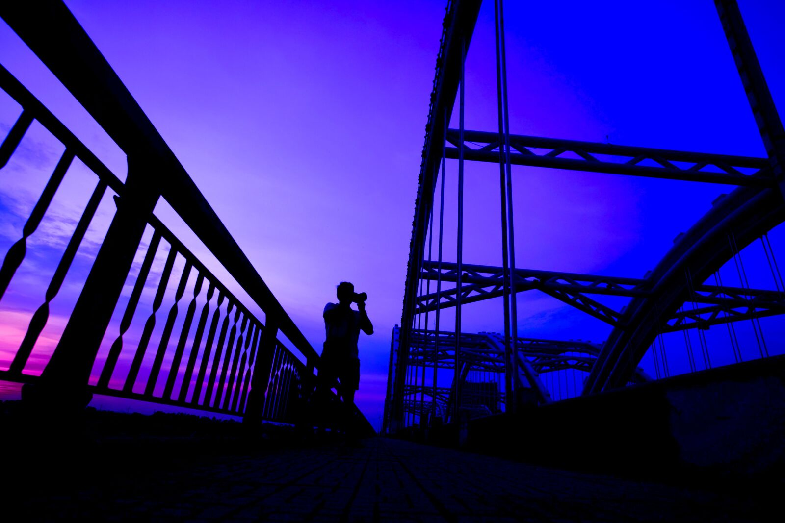 Fujifilm X-T1 sample photo. Camera man, walk, bridge photography