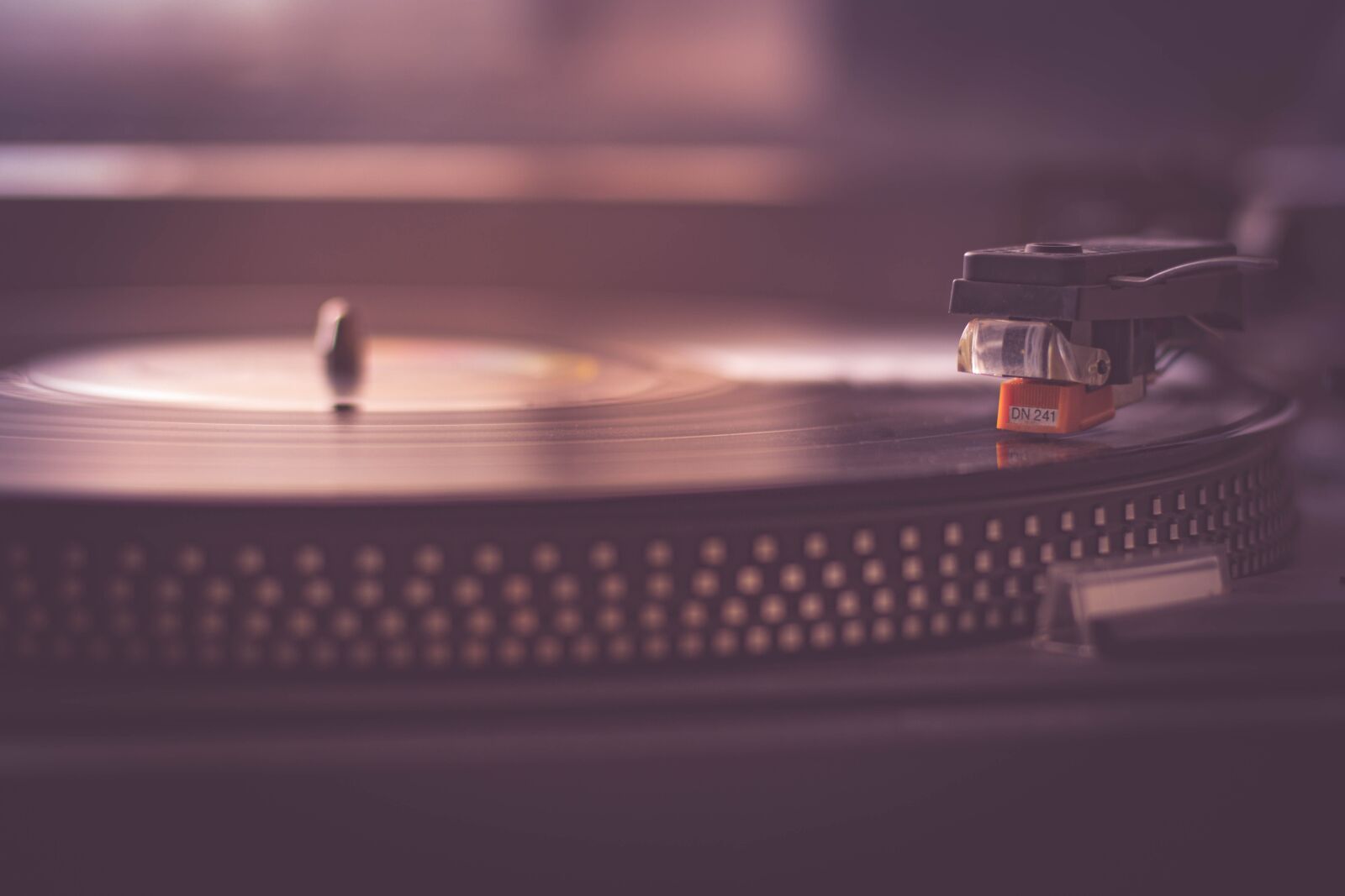 Canon EOS 80D sample photo. Turntable, music, record photography