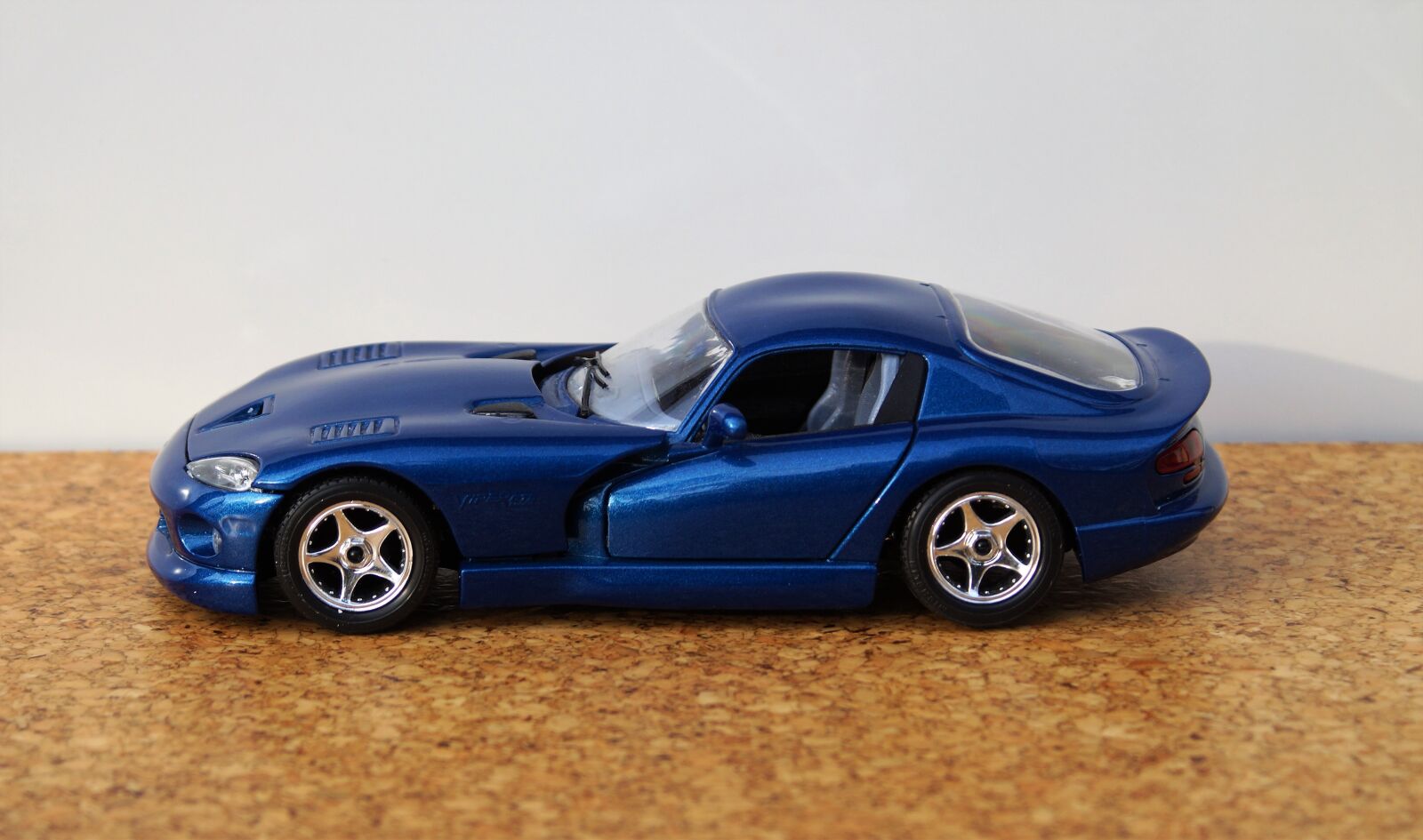 Sony DT 18-70mm F3.5-5.6 sample photo. Model car, viper, dodge photography