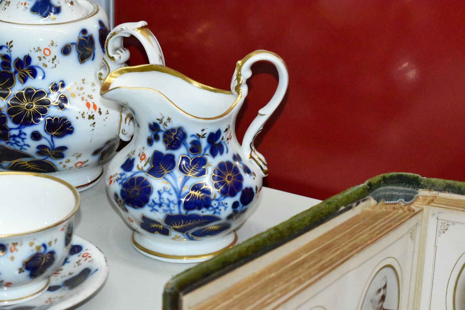 Nikon D5500 sample photo. Pitcher, container, teapot, porcelain photography