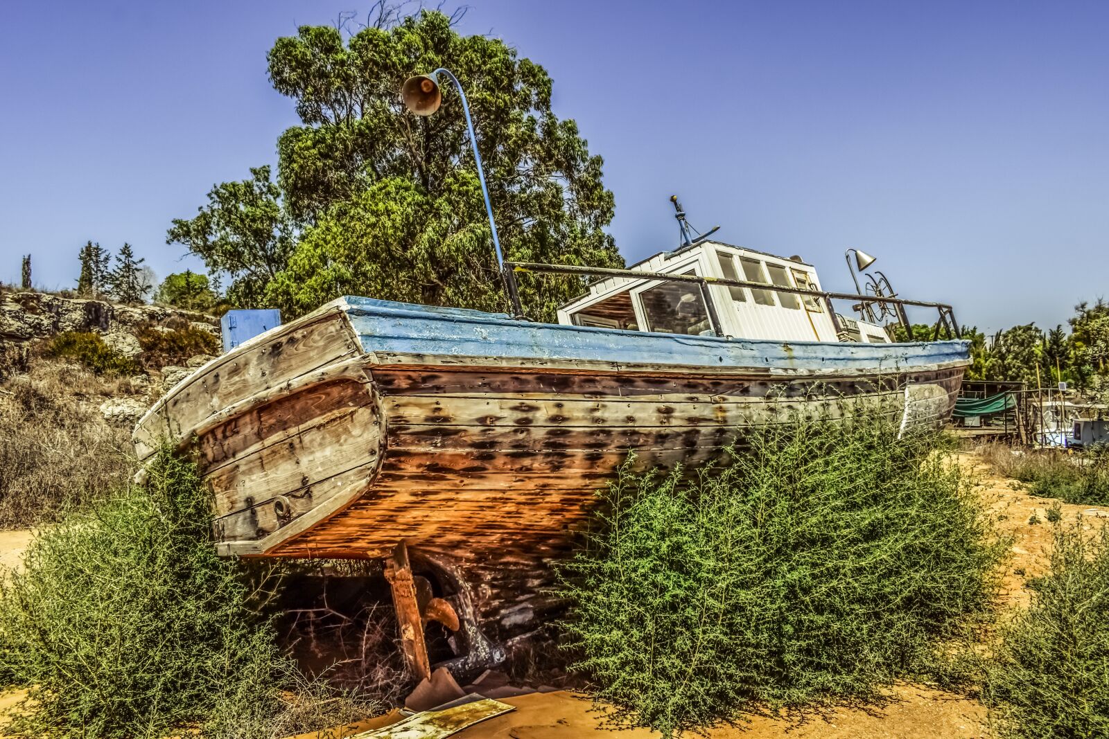 Nikon D3300 sample photo. Boat, old, abandoned photography