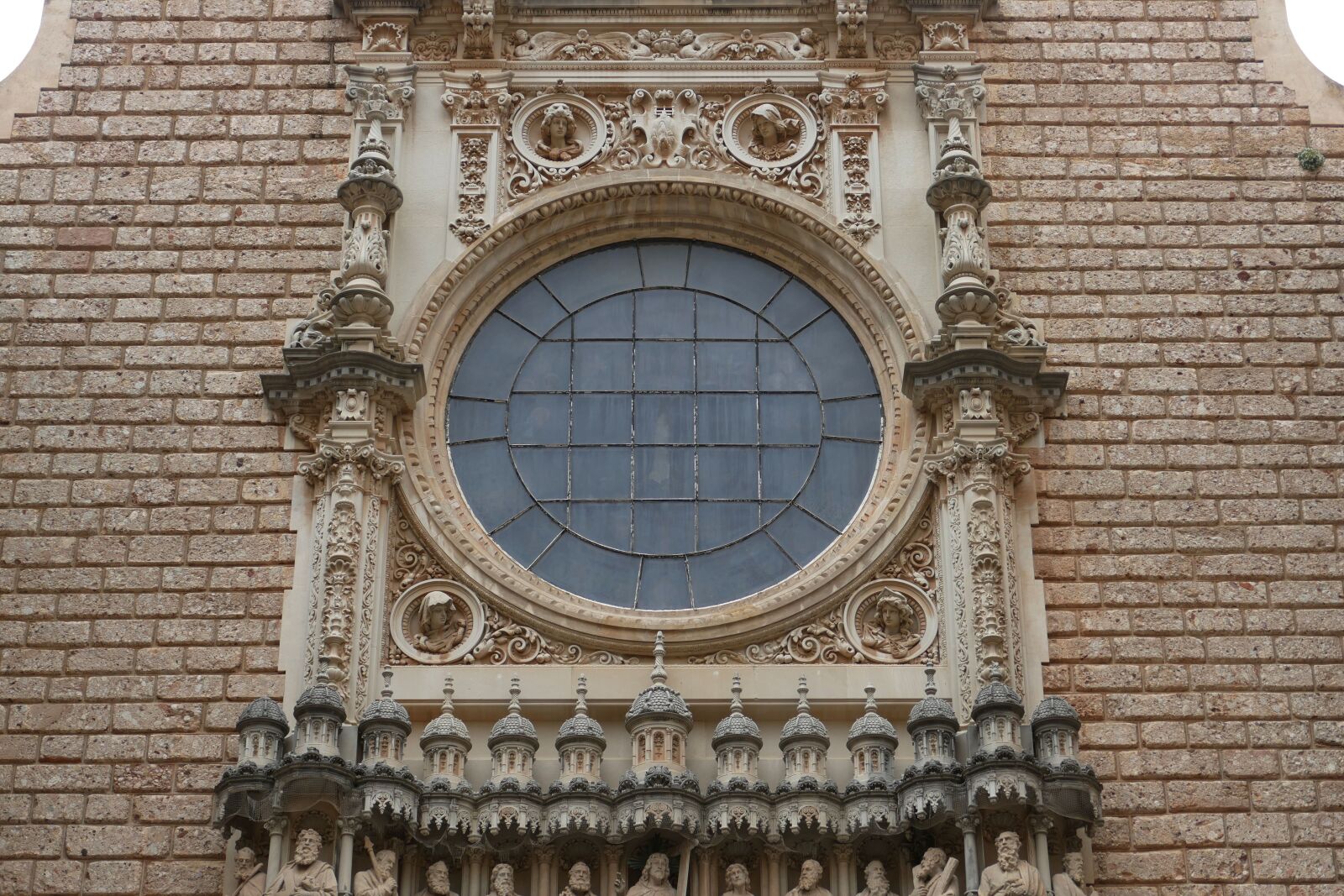 Panasonic Lumix DMC-FZ1000 sample photo. Montserrat, monastery, spain photography