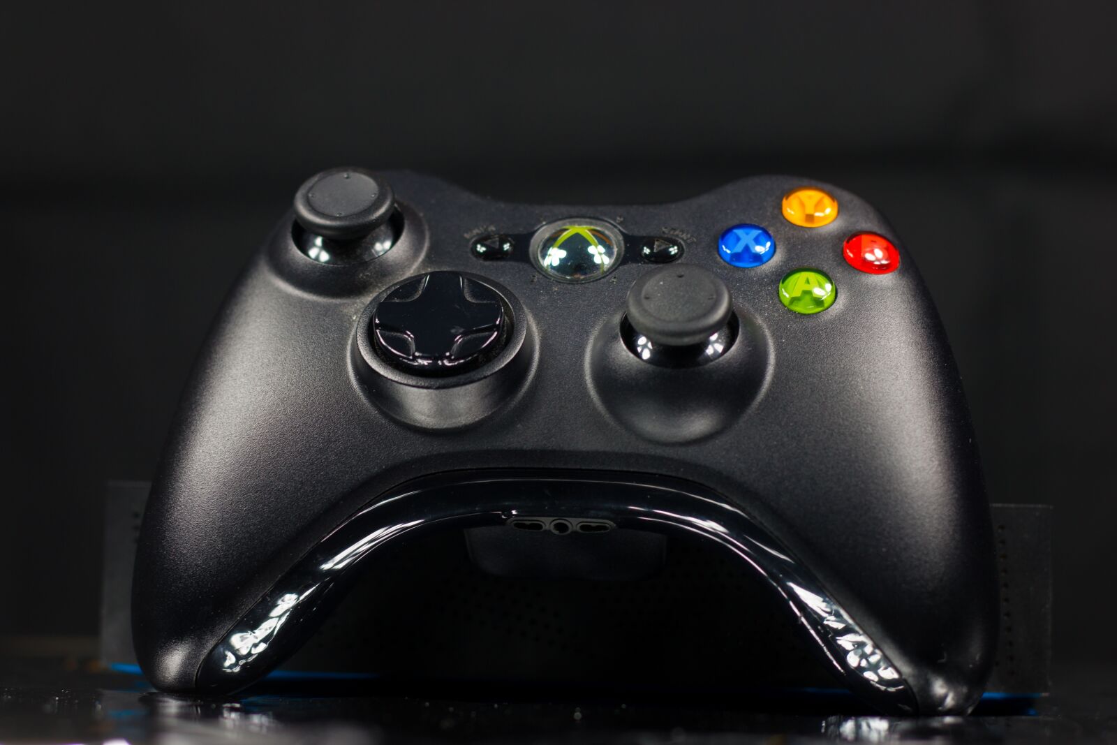 Canon EOS 70D + Canon EF 50mm F1.8 II sample photo. Microsoft, xbox360, xbox photography