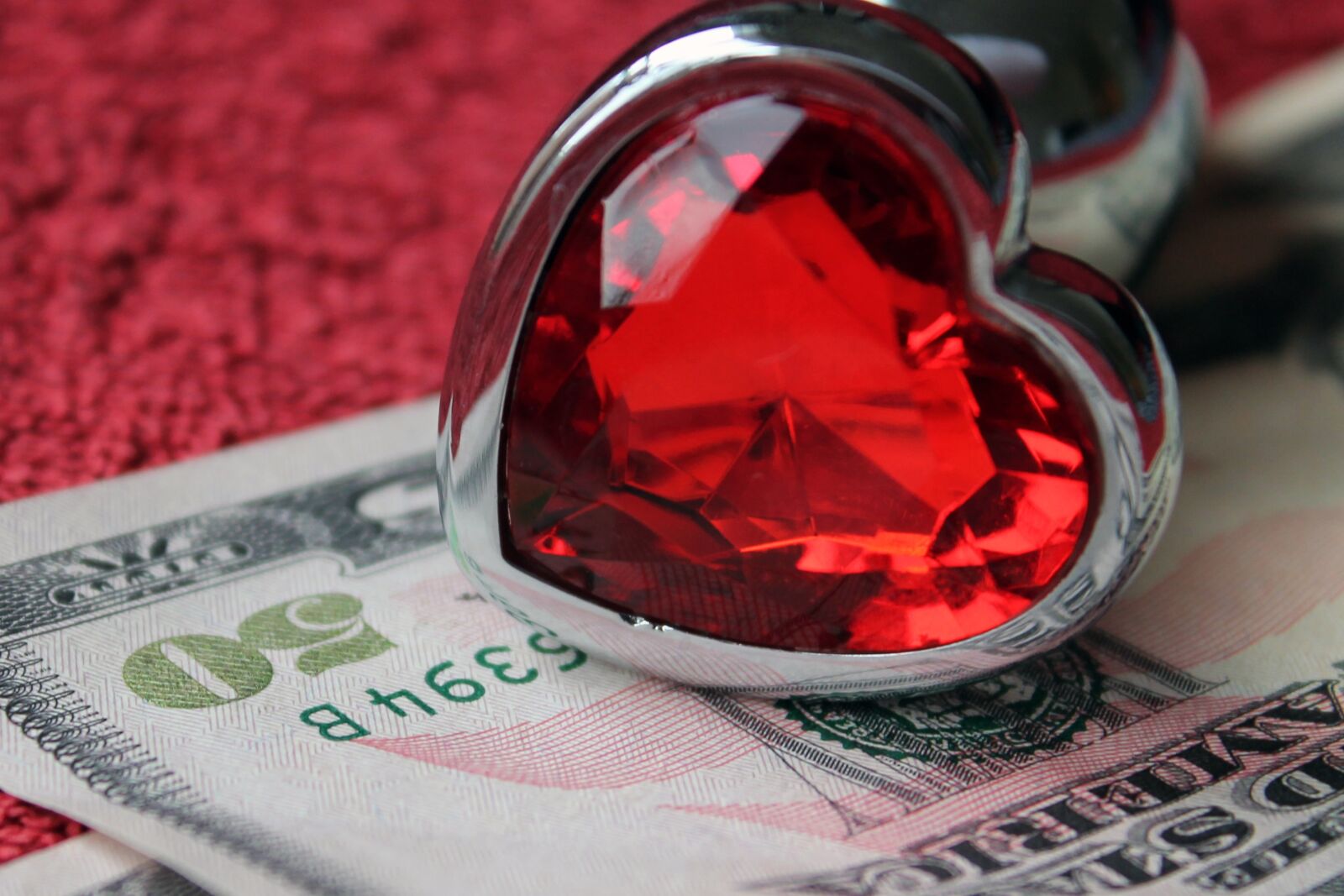 Canon EOS 1100D (EOS Rebel T3 / EOS Kiss X50) sample photo. Love, money, adult photography