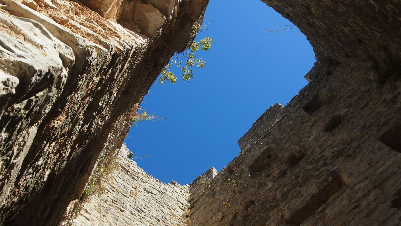 Olympus PEN E-PL3 sample photo. Dvigrad, croatia, ghost town photography