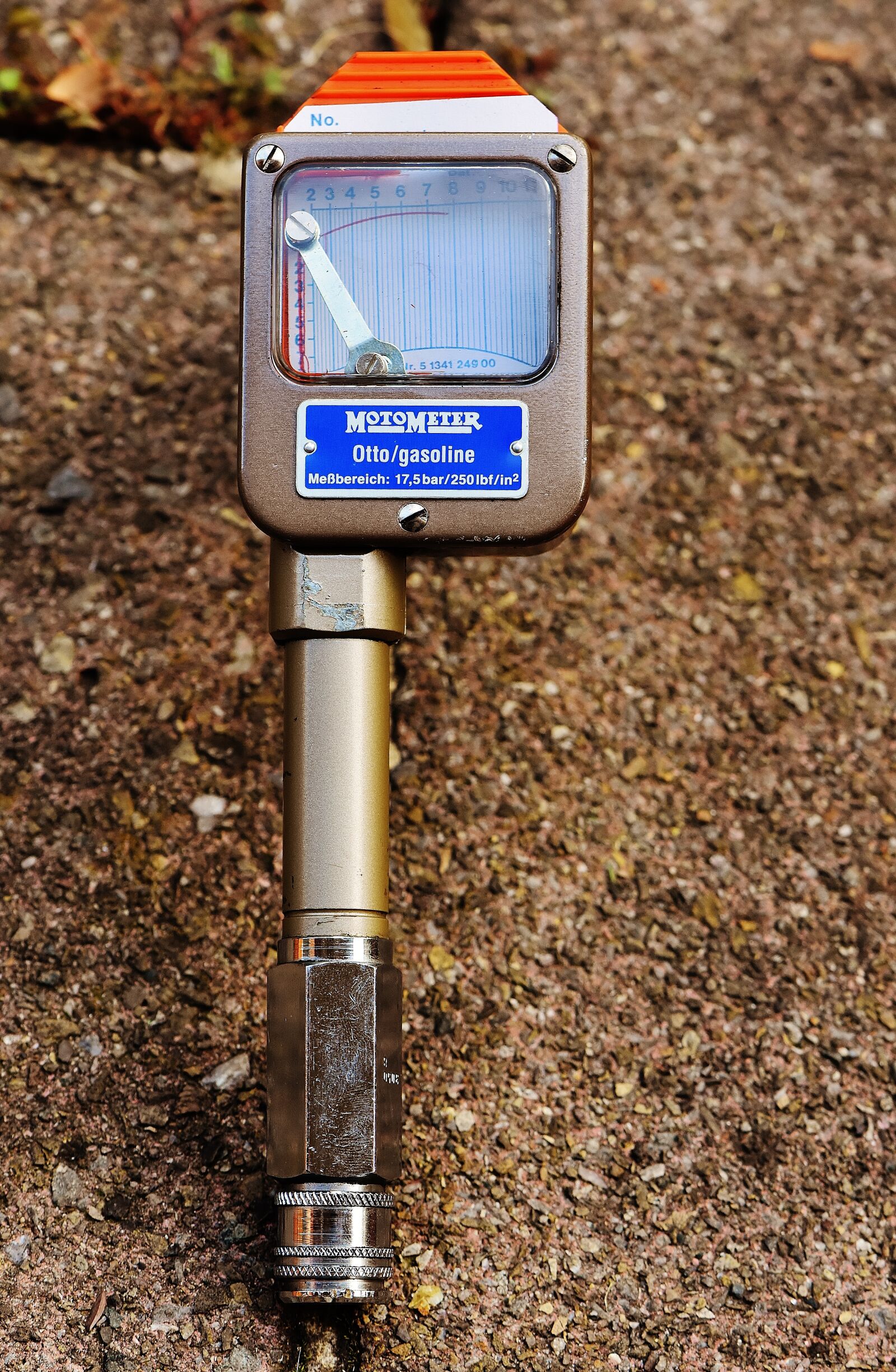 Nikon D7200 sample photo. Compression pressure recorder, compression photography