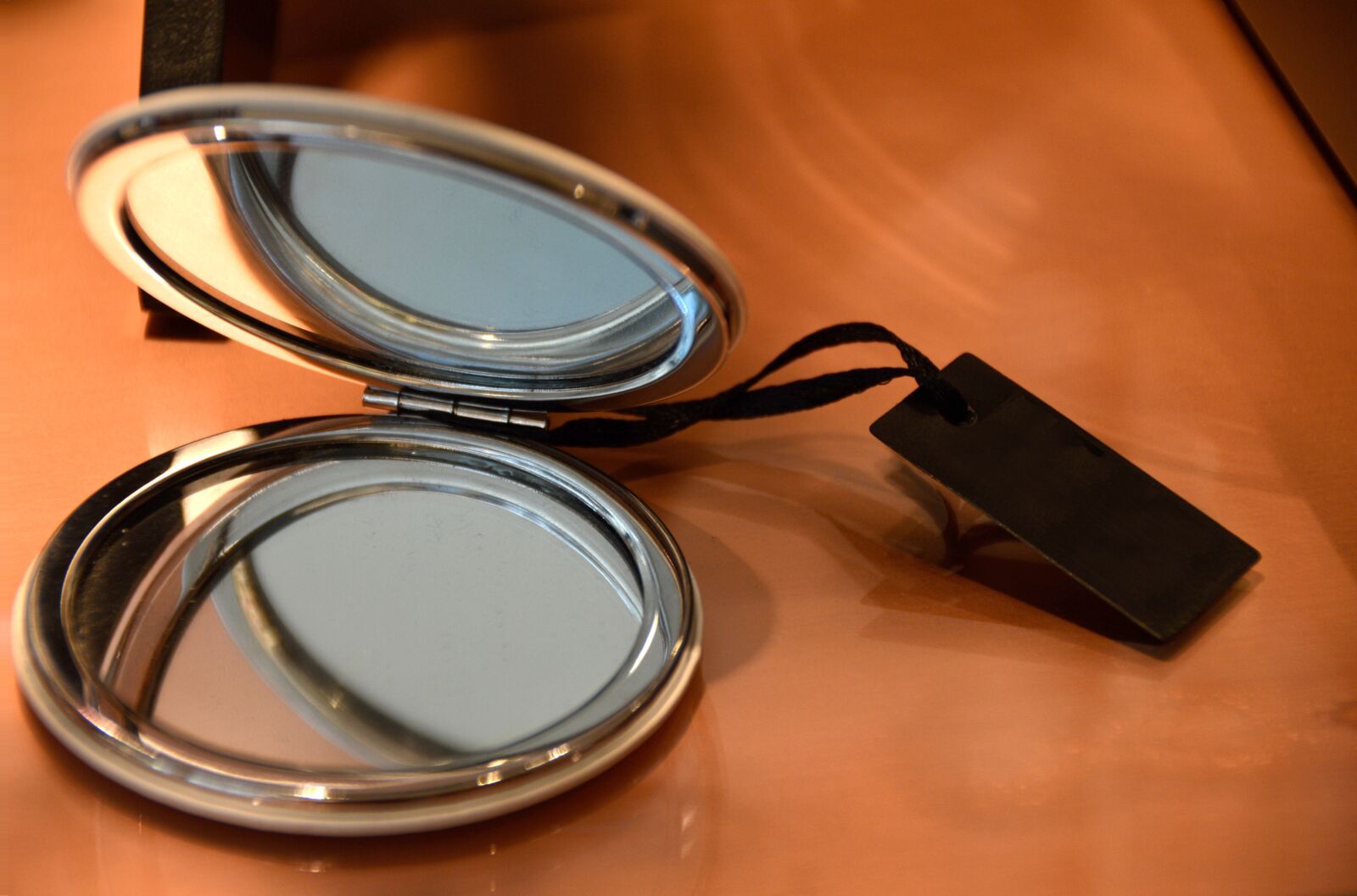 Nikon D3200 sample photo. Cosmetics, mirror, make up photography