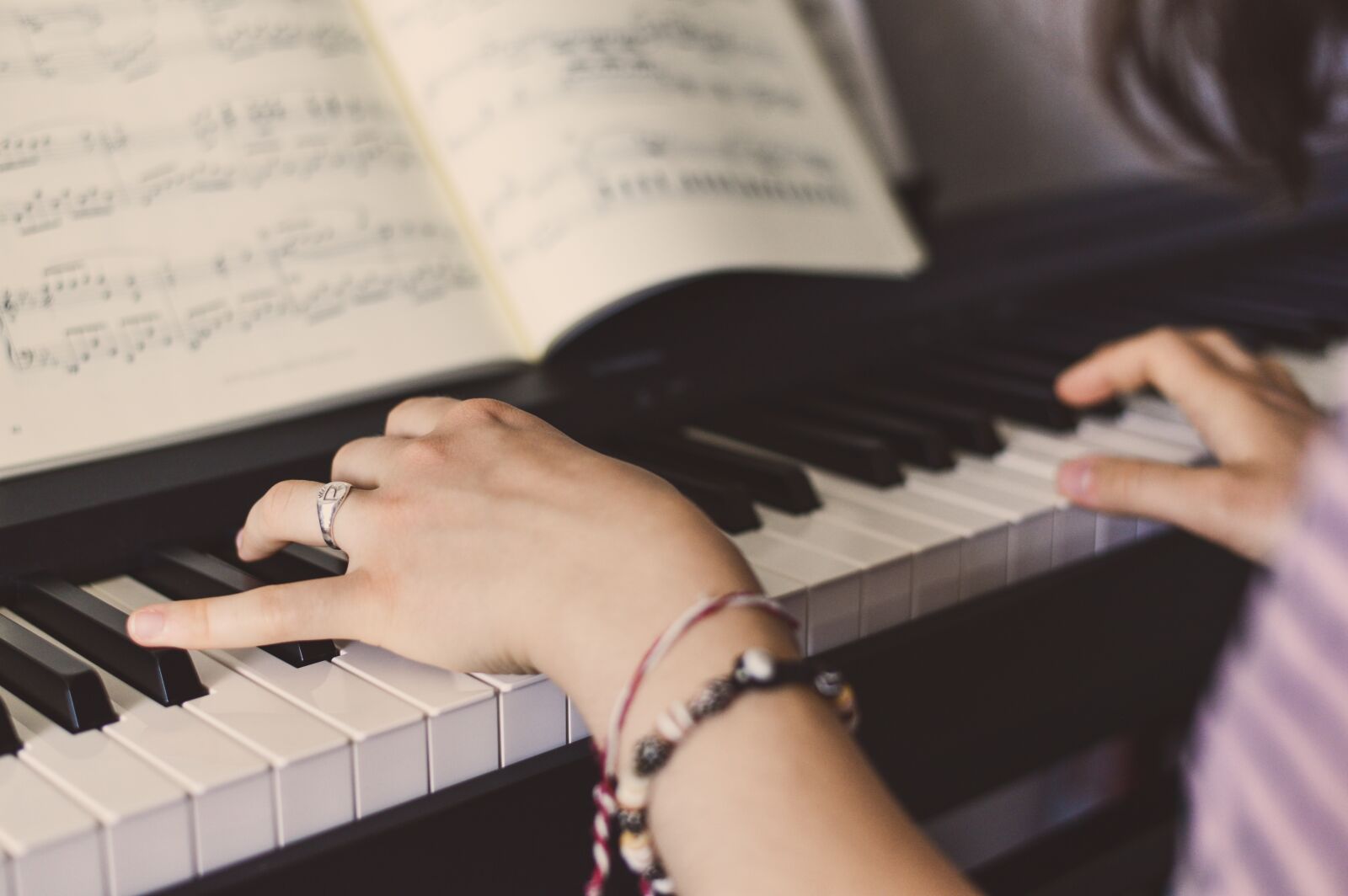 Nikon D610 sample photo. Piano, music, keys photography