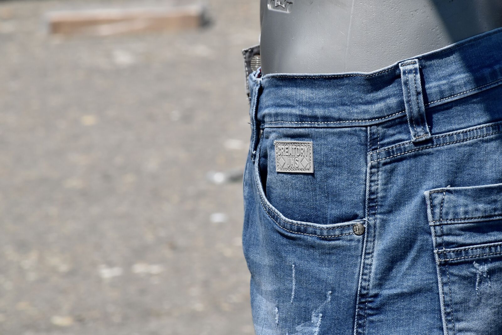 Nikon D5500 sample photo. Blue, jeans, pocket, trouser photography