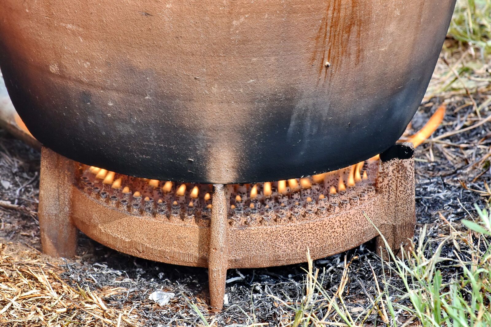 Nikon D5500 sample photo. Cooking, fire, gas stove photography