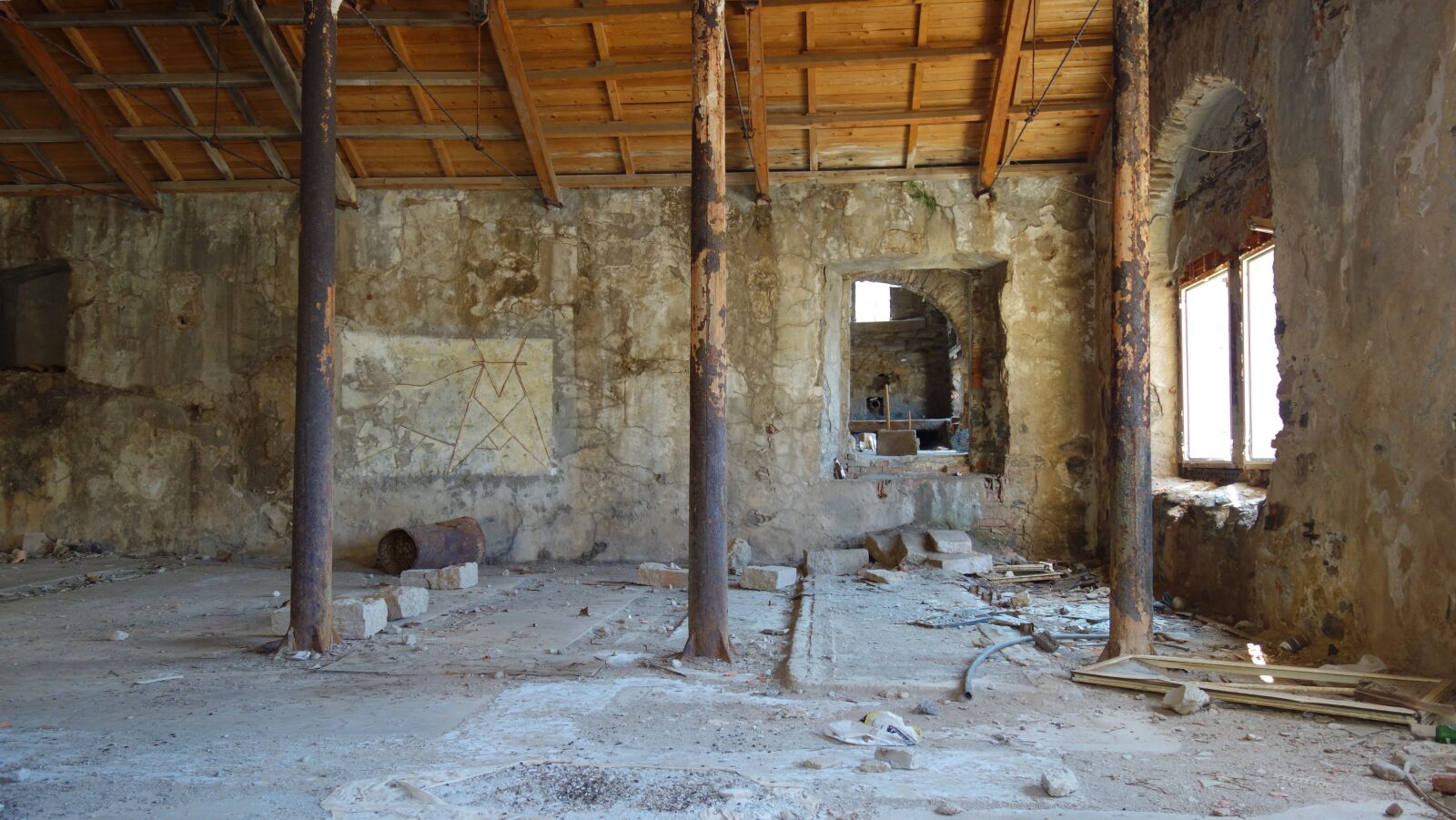 Sony Cyber-shot DSC-RX100 sample photo. Industry, fallow, rust photography