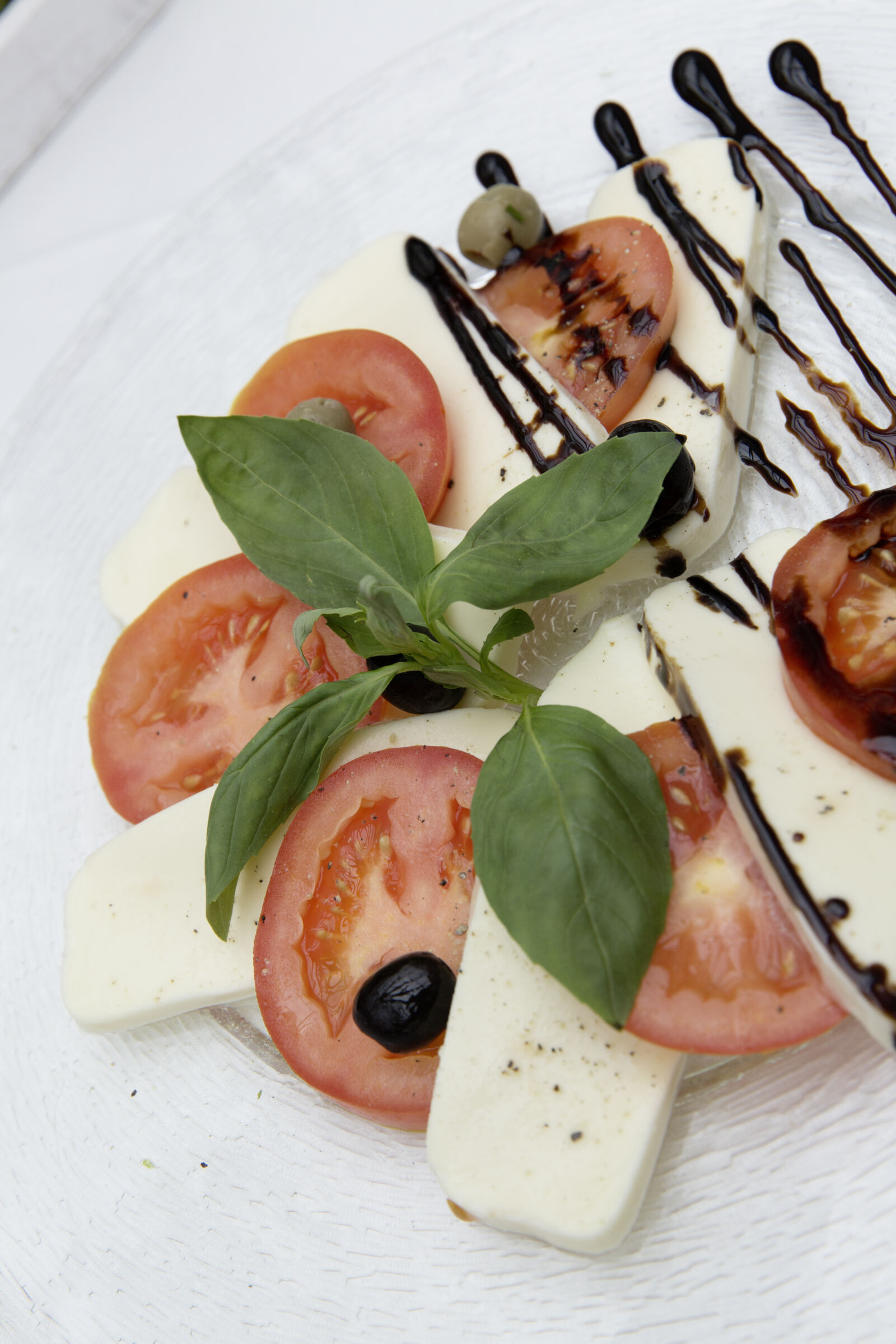 Canon EF 24-70mm F2.8L II USM sample photo. Food, plate, salad, healthy photography