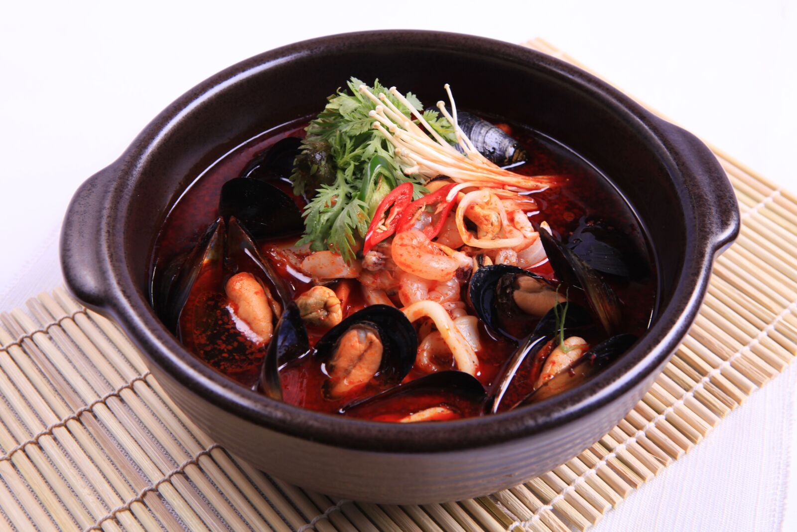 Canon EOS 5D Mark II sample photo. Spicy seafood, jjampong, jjampong photography