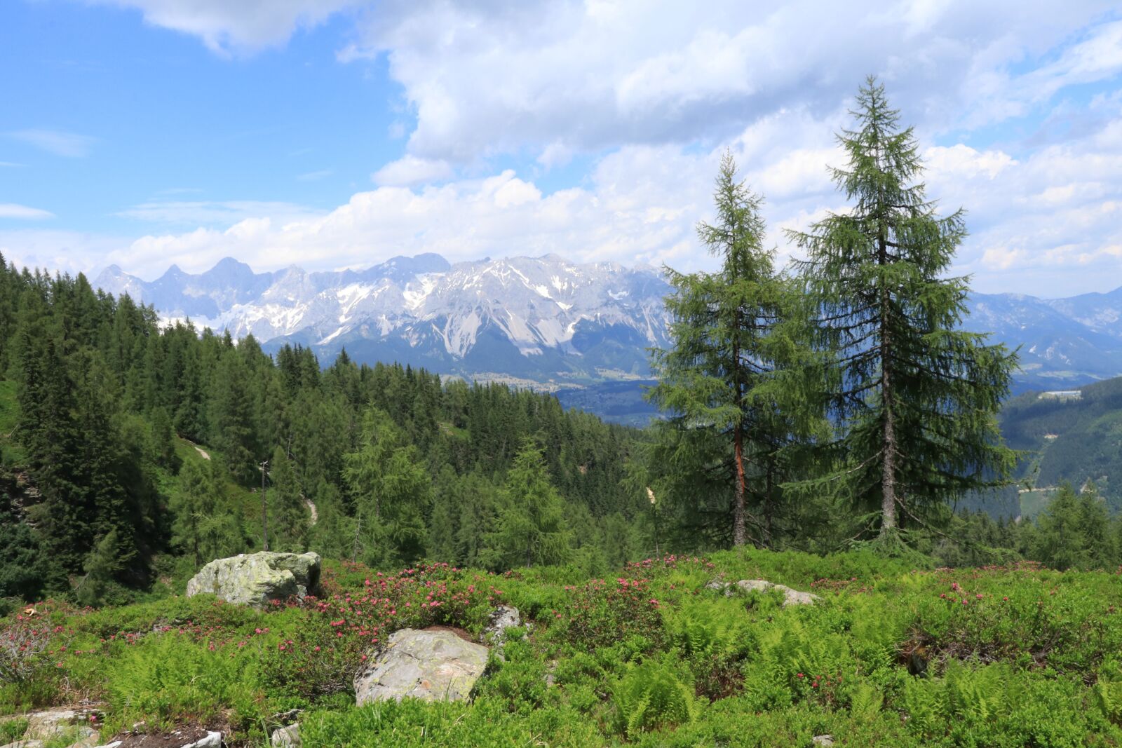Canon EF-S 18-135mm F3.5-5.6 IS USM sample photo. Mountains, mountain landscape, mountain photography