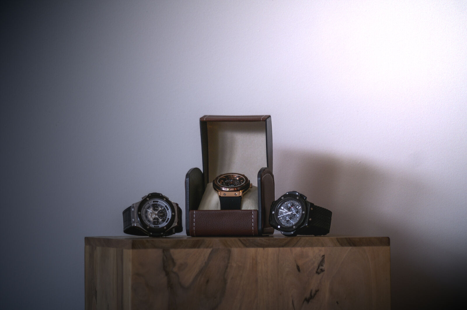 KONICA MINOLTA DYNAX 7D sample photo. Analog, watch, hublot, watch photography