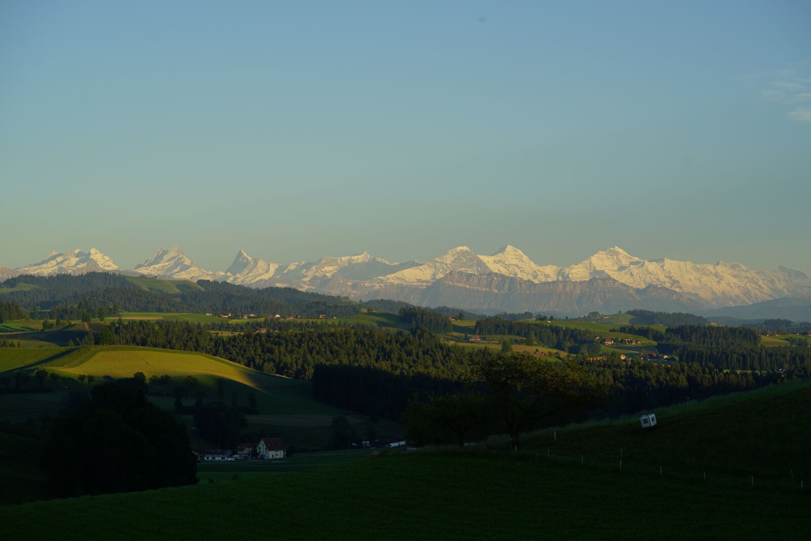 Sony FE 90mm F2.8 Macro G OSS sample photo. Alpenblick, alpine, swiss mountains photography