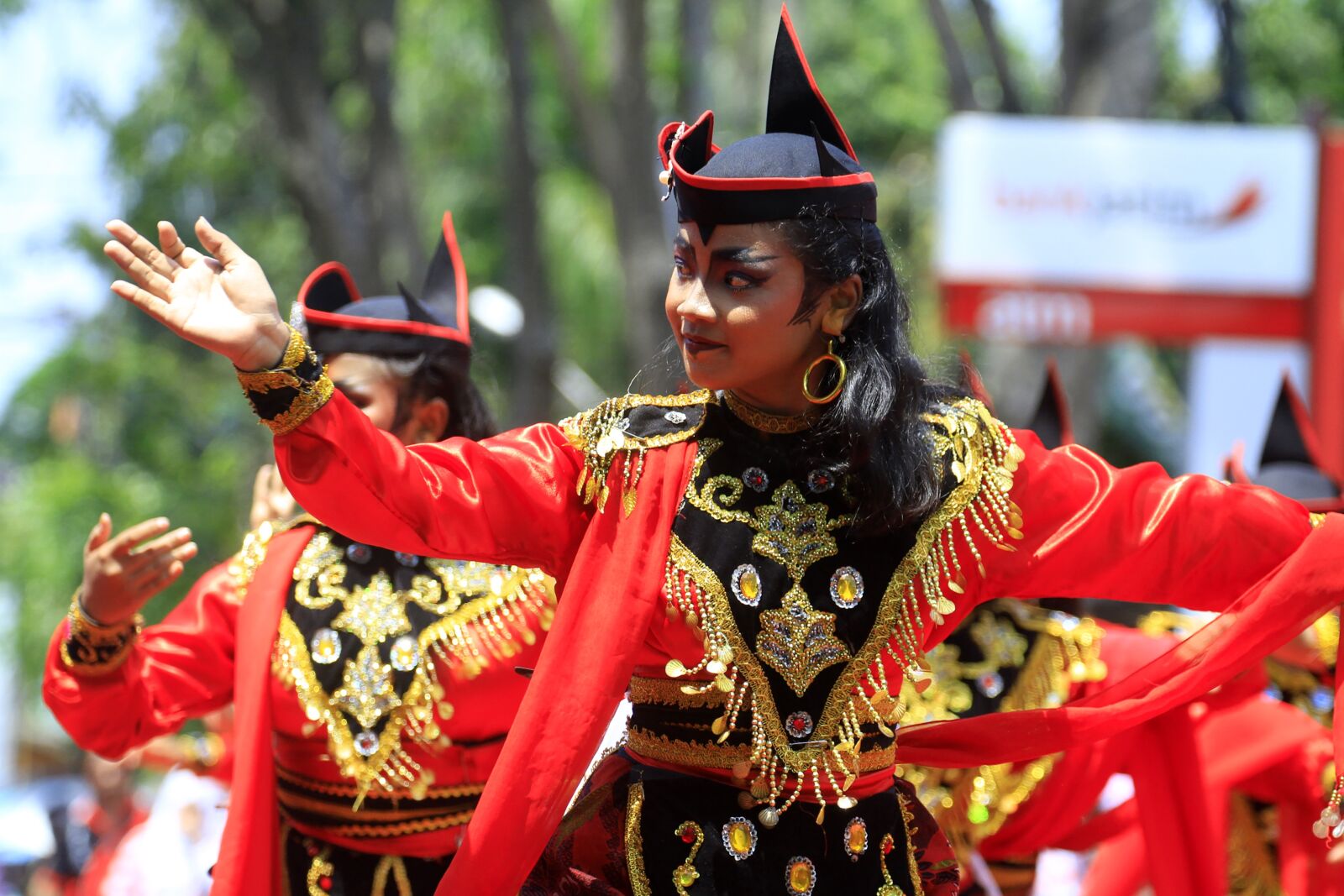 Canon EOS 7D sample photo. Dance, dancer, indonesian photography