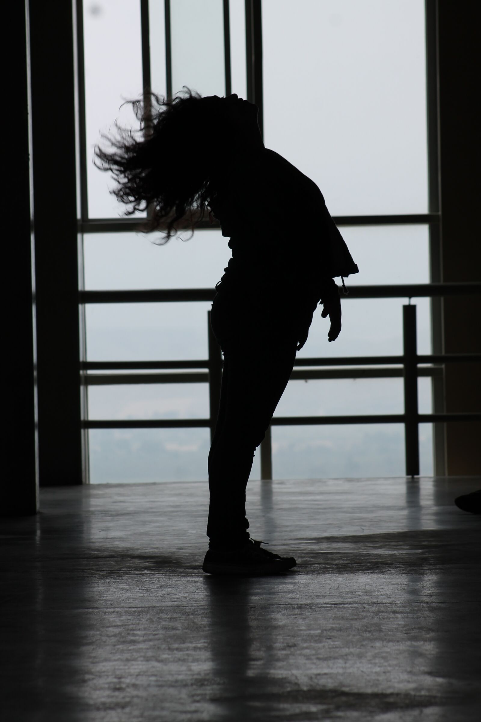 Canon EF 75-300mm f/4-5.6 sample photo. Model, shadow, women photography