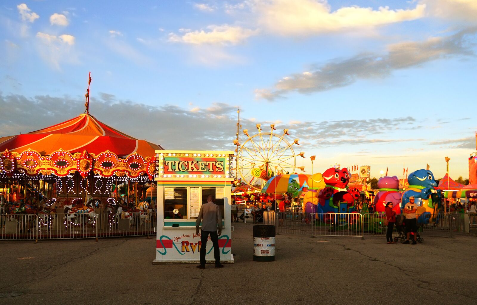 Nikon D3200 sample photo. Carnival, festival, carousel photography