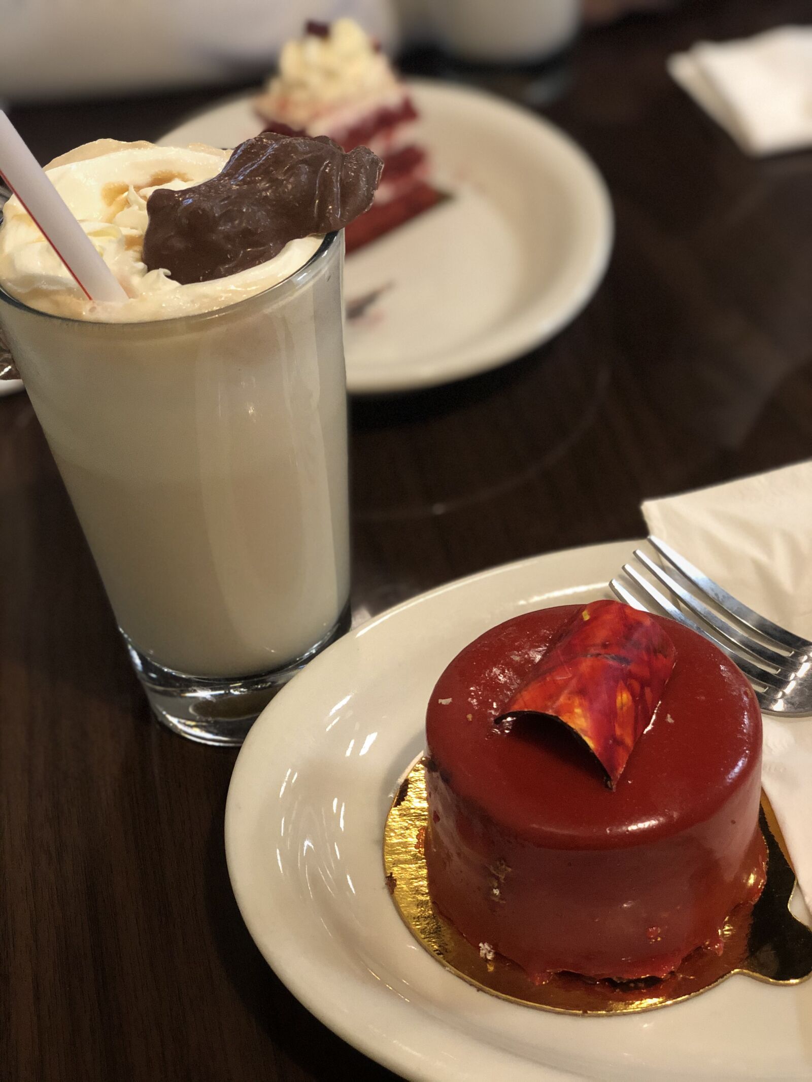 iPhone X back dual camera 6mm f/2.4 sample photo. Sweets, chocolate, dessert photography