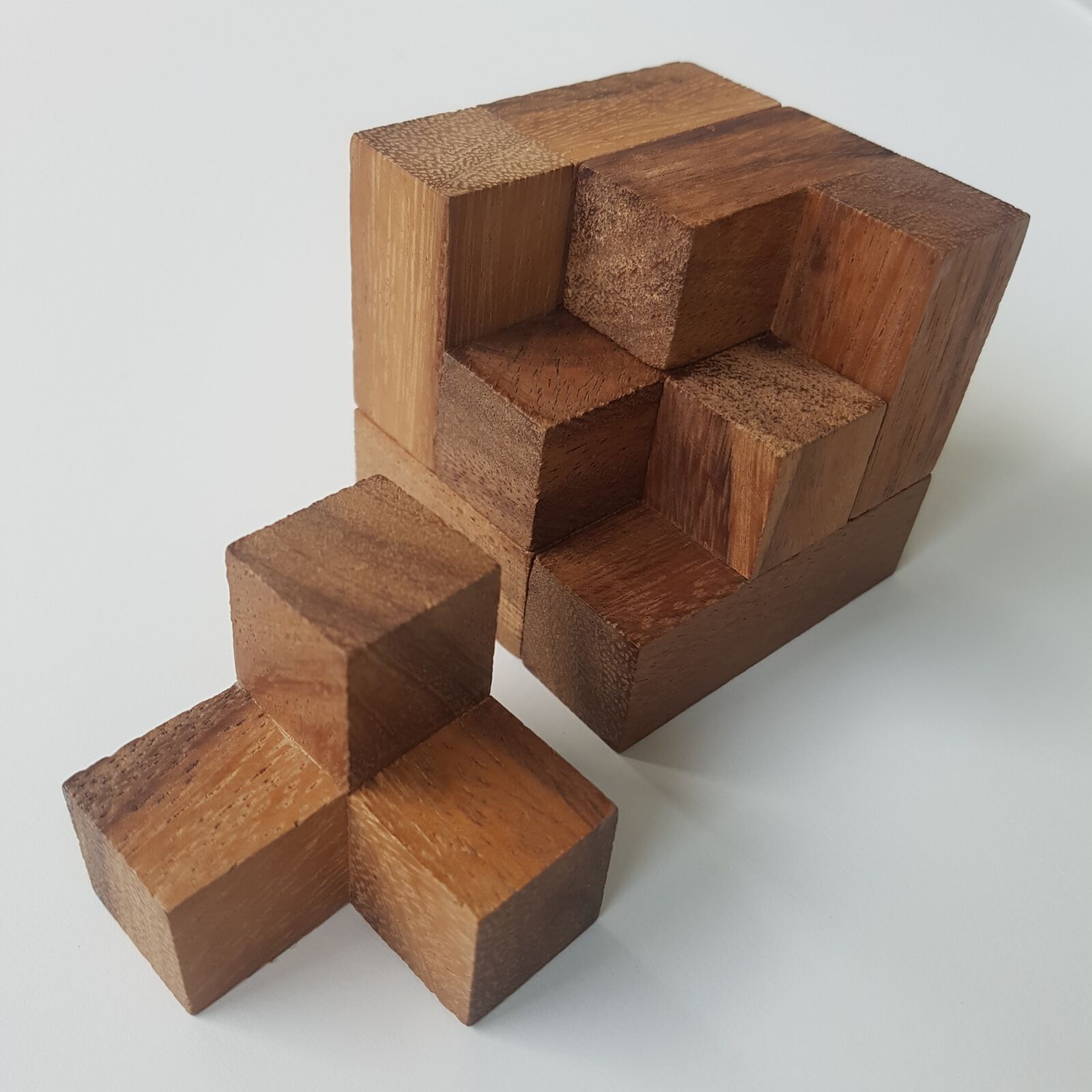Samsung Galaxy S7 Edge sample photo. Cube, square, wood photography