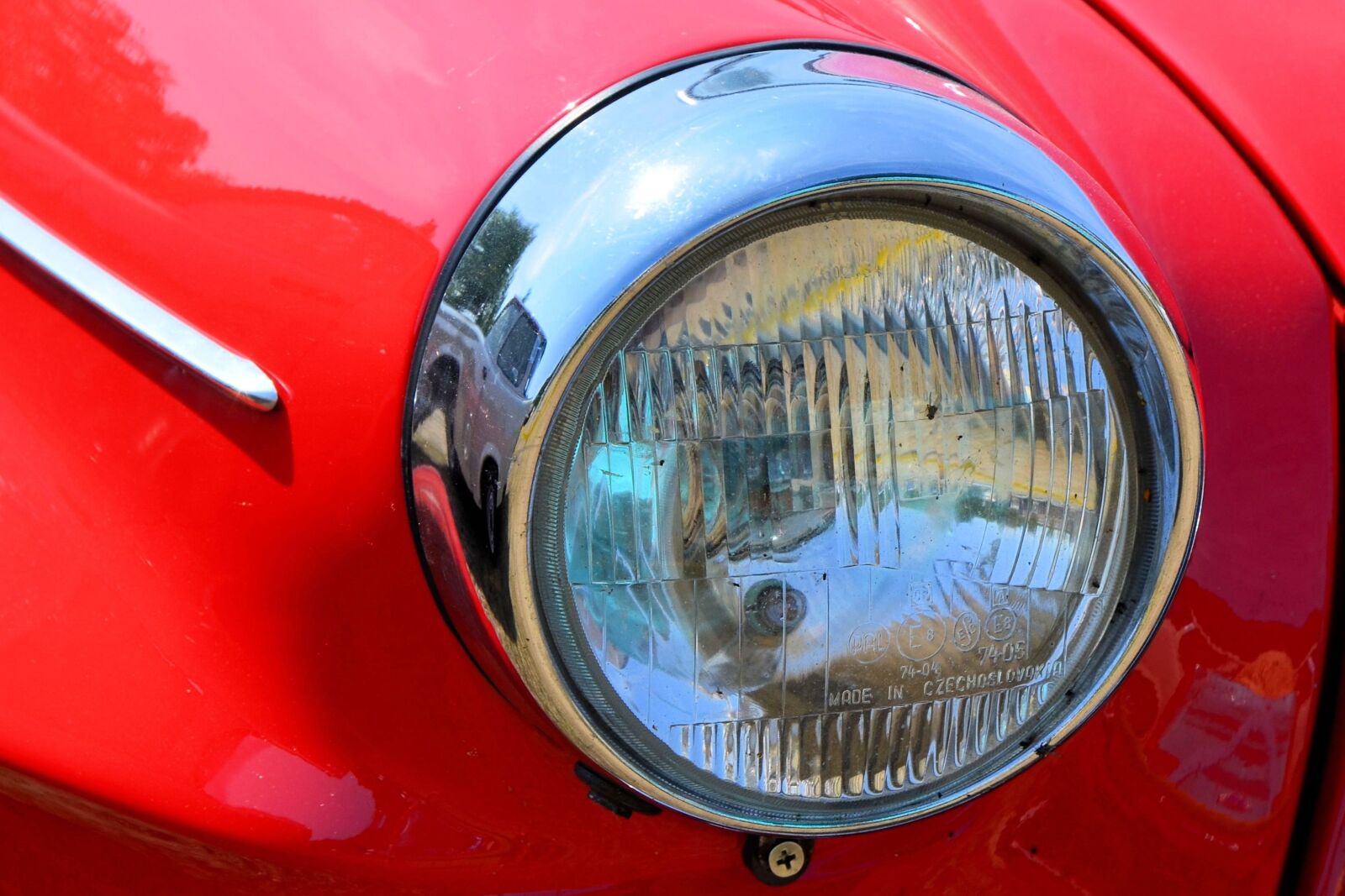 Nikon D5100 sample photo. Auto, spotlight, lamp photography