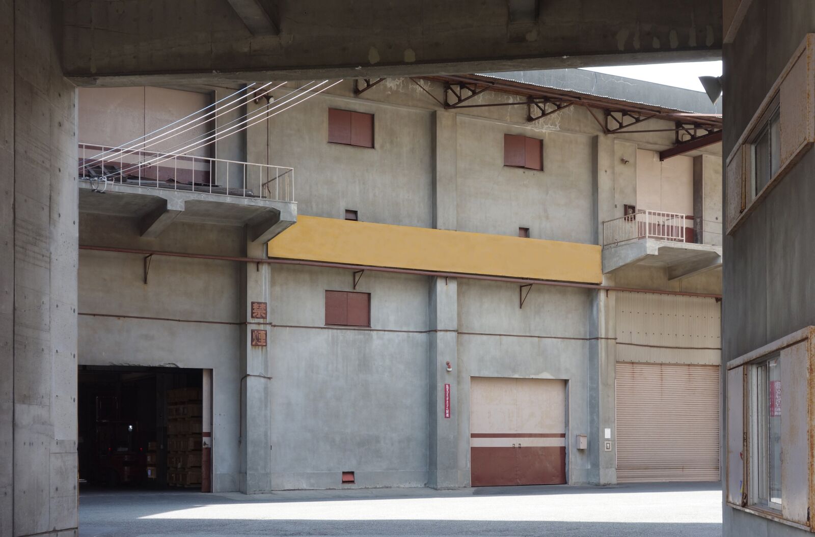 Sony Cyber-shot DSC-RX100 sample photo. Factory, plant, warehouse photography
